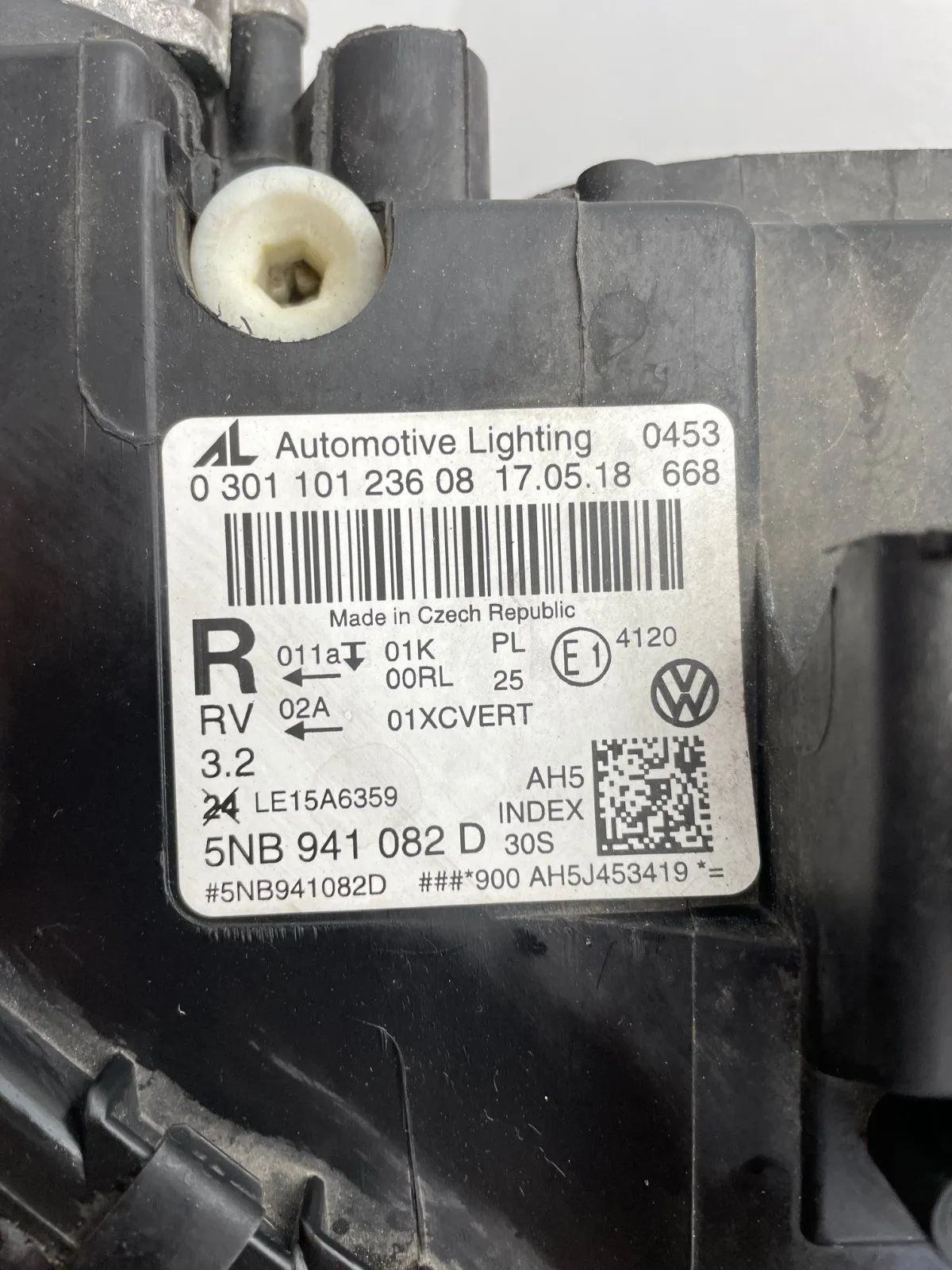 Original VW Tiguan LED Scheinwerfer rechts 5NB941082D