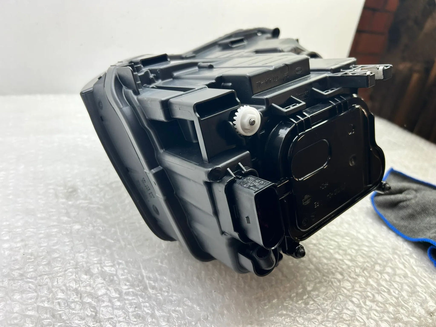 NEU Original Audi A8 4H Xenon Scheinwerfer rechts 4H0941030M
