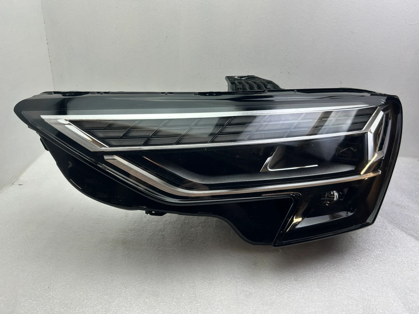 Original Audi A3 RS3 8Y LED Scheinwerfer links 8Y0941033D