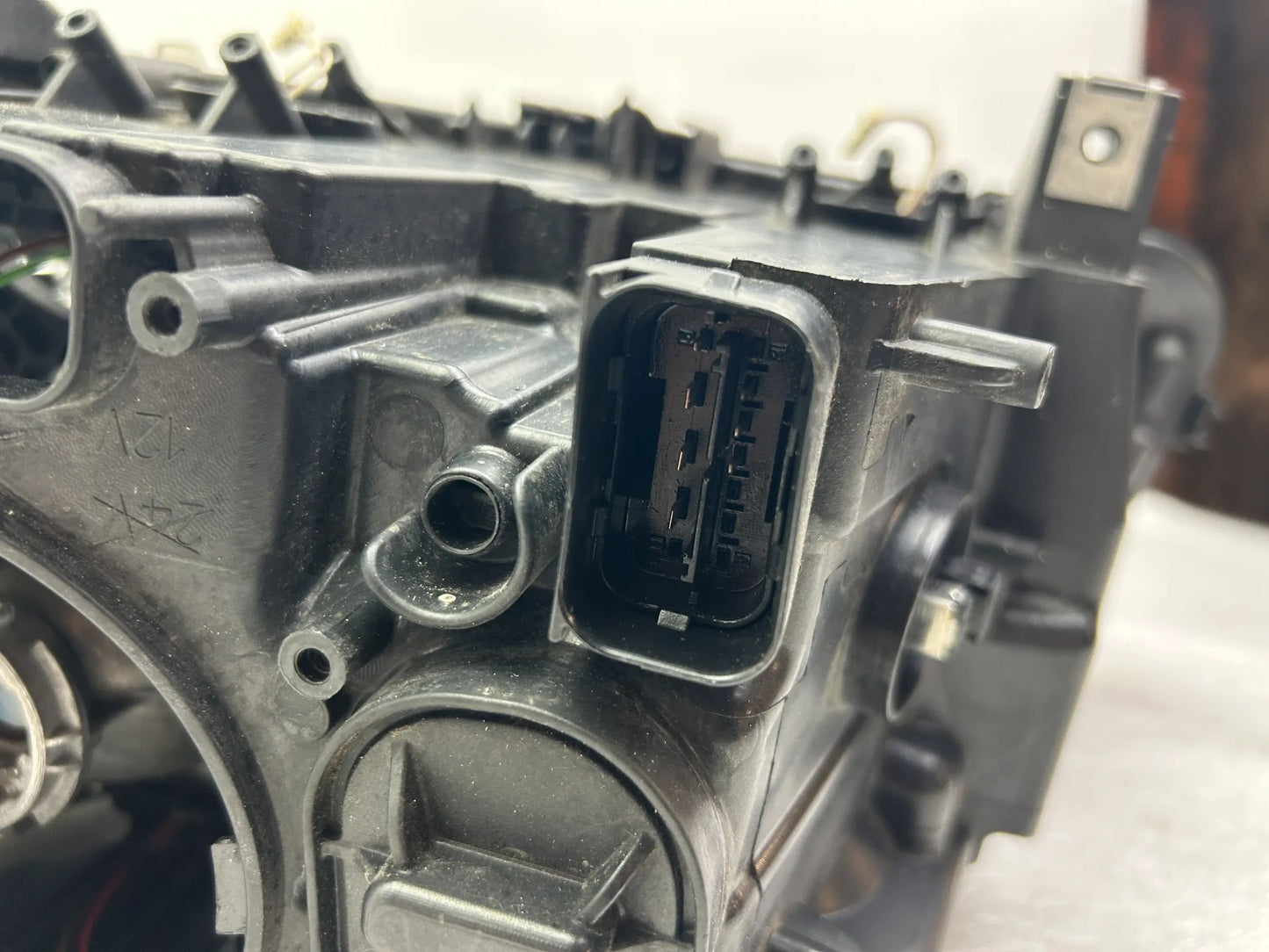 BMW 5er F10 F11 Bi-Xenon Scheinwerfer rechts 7271912 7203246