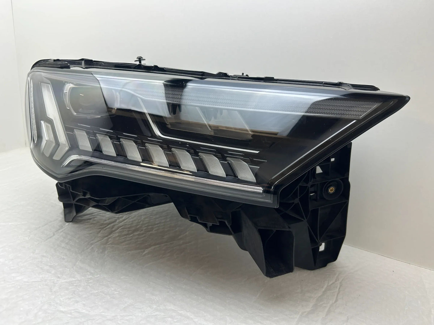 Original Audi Q7 4M LED Scheinwerfer rechts 4m0941040C