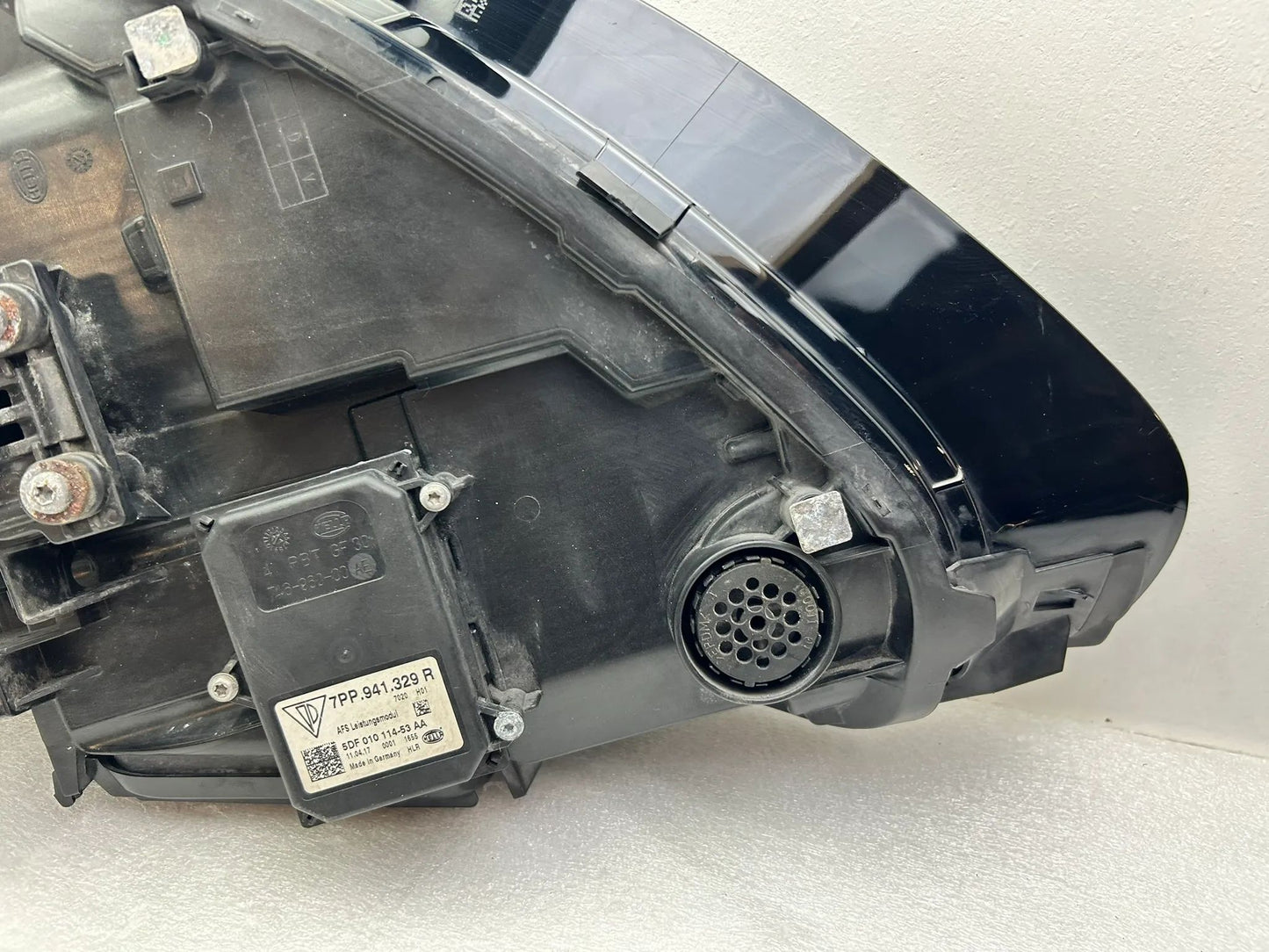 Original Porsche Cayenne Xenon Scheinwerfer rechts 7P5941752F