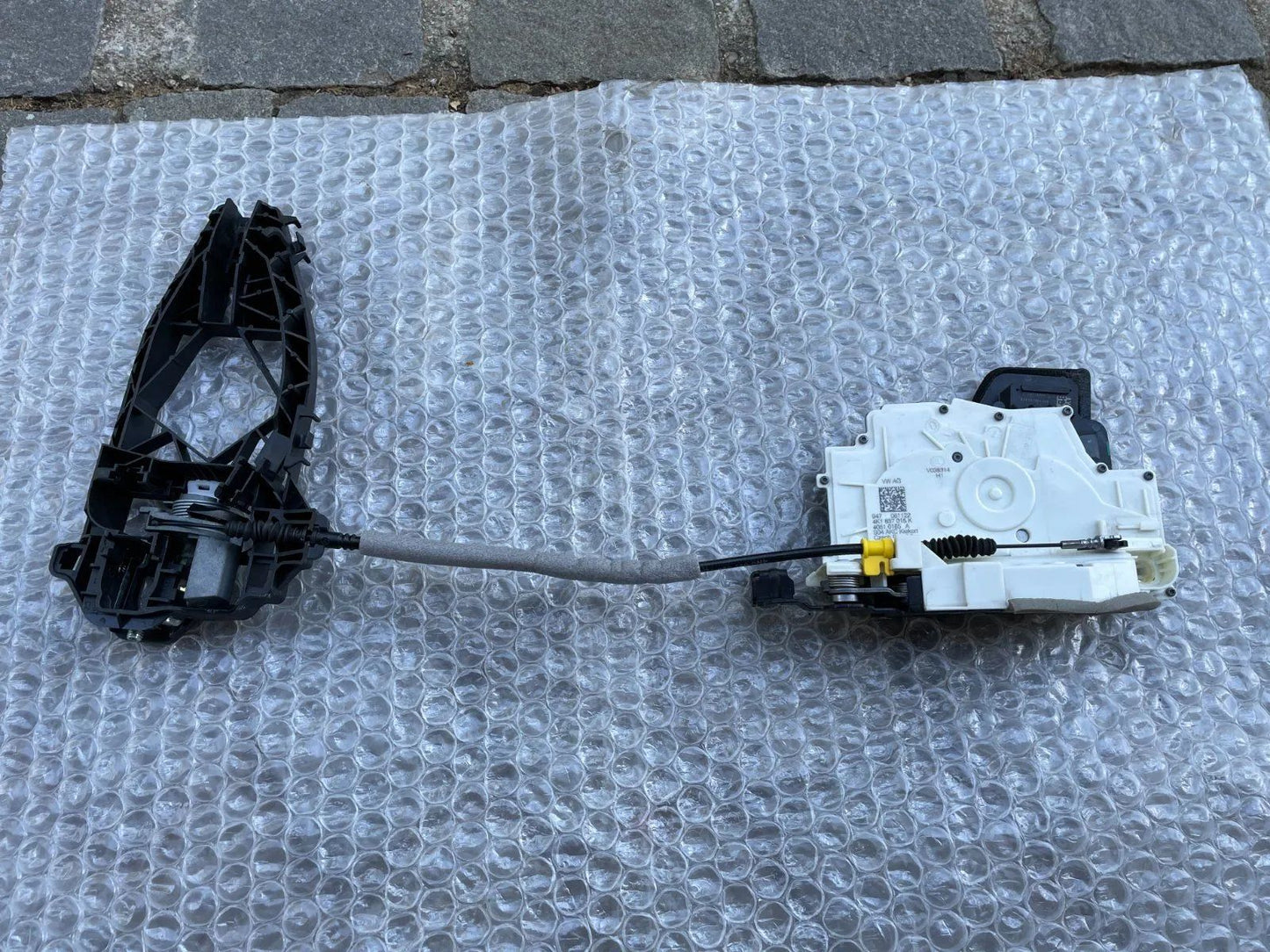 Original Audi A6 S6 C8 Türschloss Schloss vorne links 4K1837015K