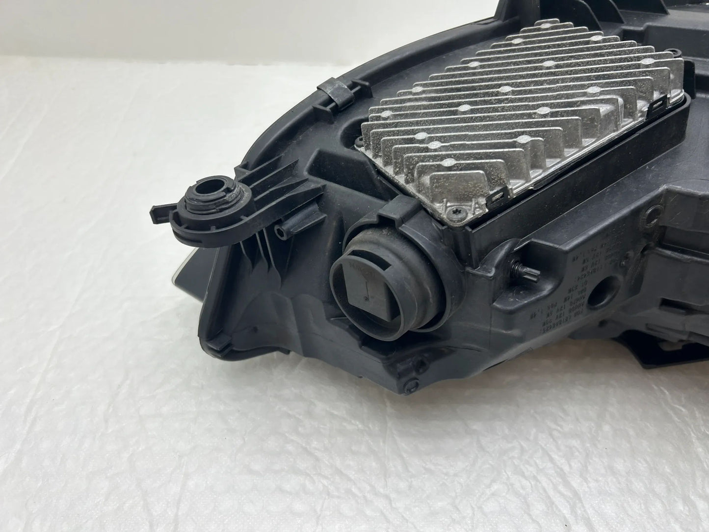 Audi A4 RS4 B9 LED Scheinwerfer Matrix schwarz links 8W0941035J