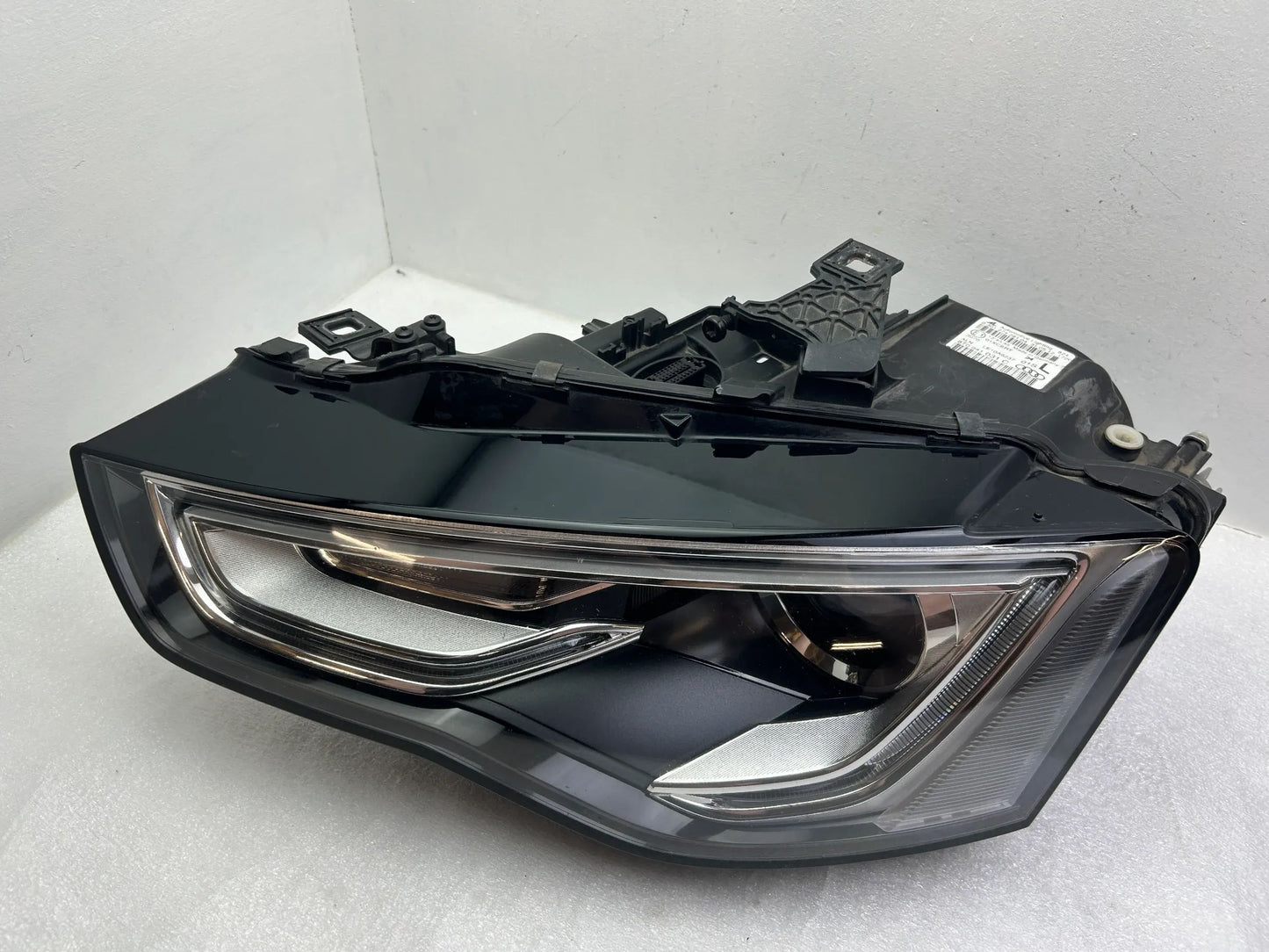 Original Audi A5 8T Xenon Scheinwerfer links 8T0941031C