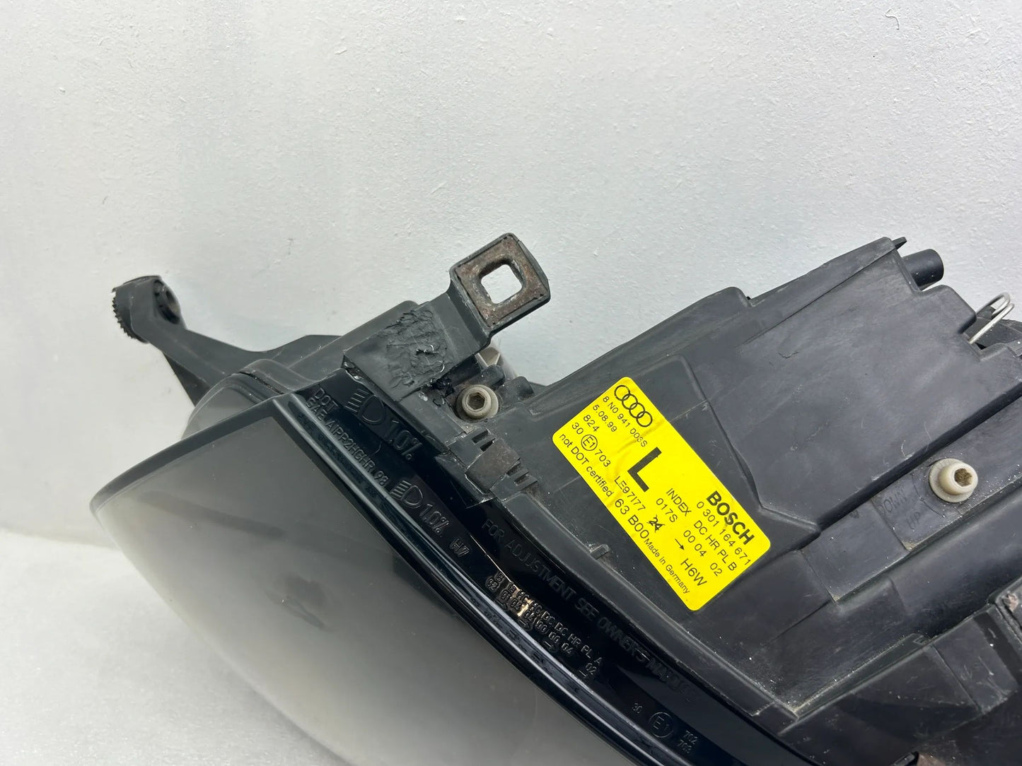 Original Audi TT 8N Xenon Scheinwerfer links 8N0941003S