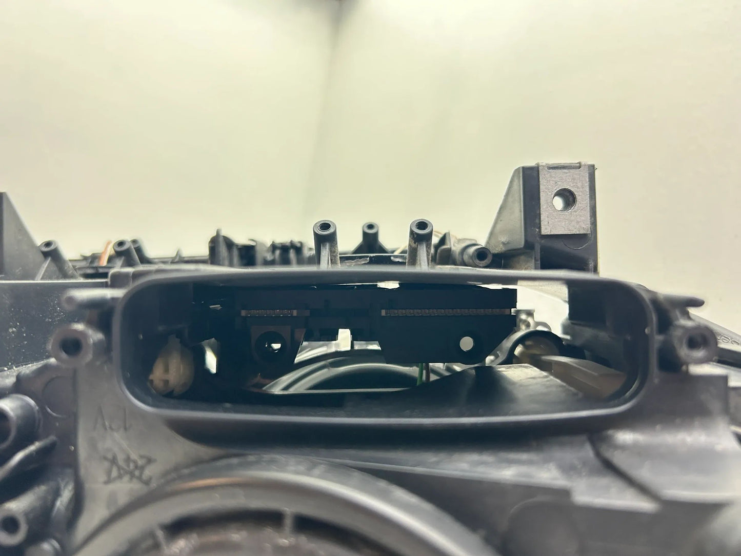 BMW 5er F10 F11 Xenon Scheinwerfer links 7271911 7203245