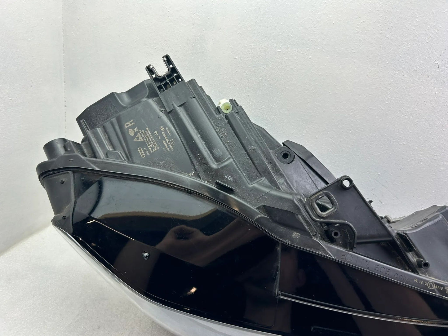 Original Audi A6 C8 4K LED Scheinwerfer rechts 4K0941034