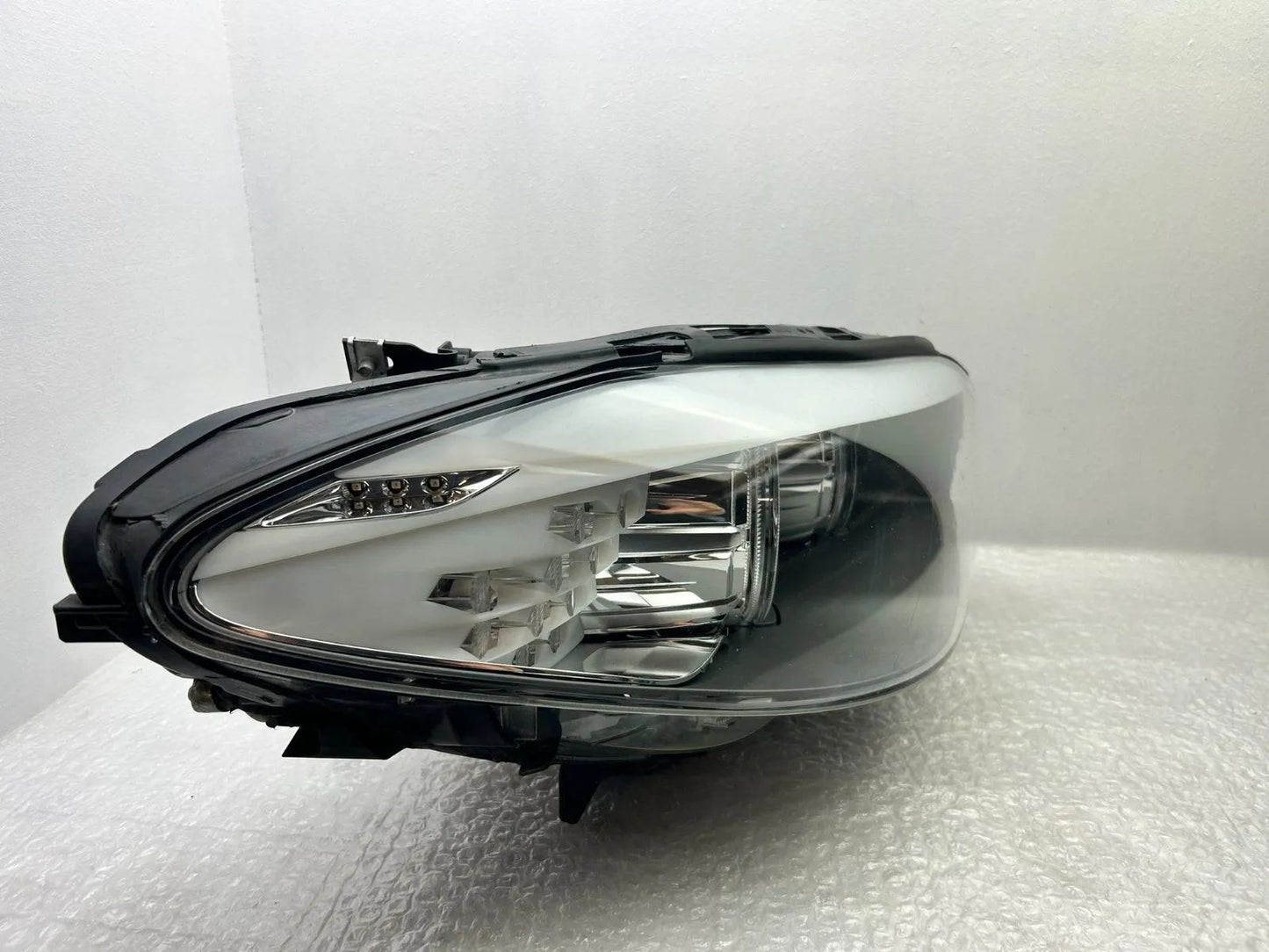 Original BMW 5er F10 F11 Xenon Scheinwerfer rechts 7203246