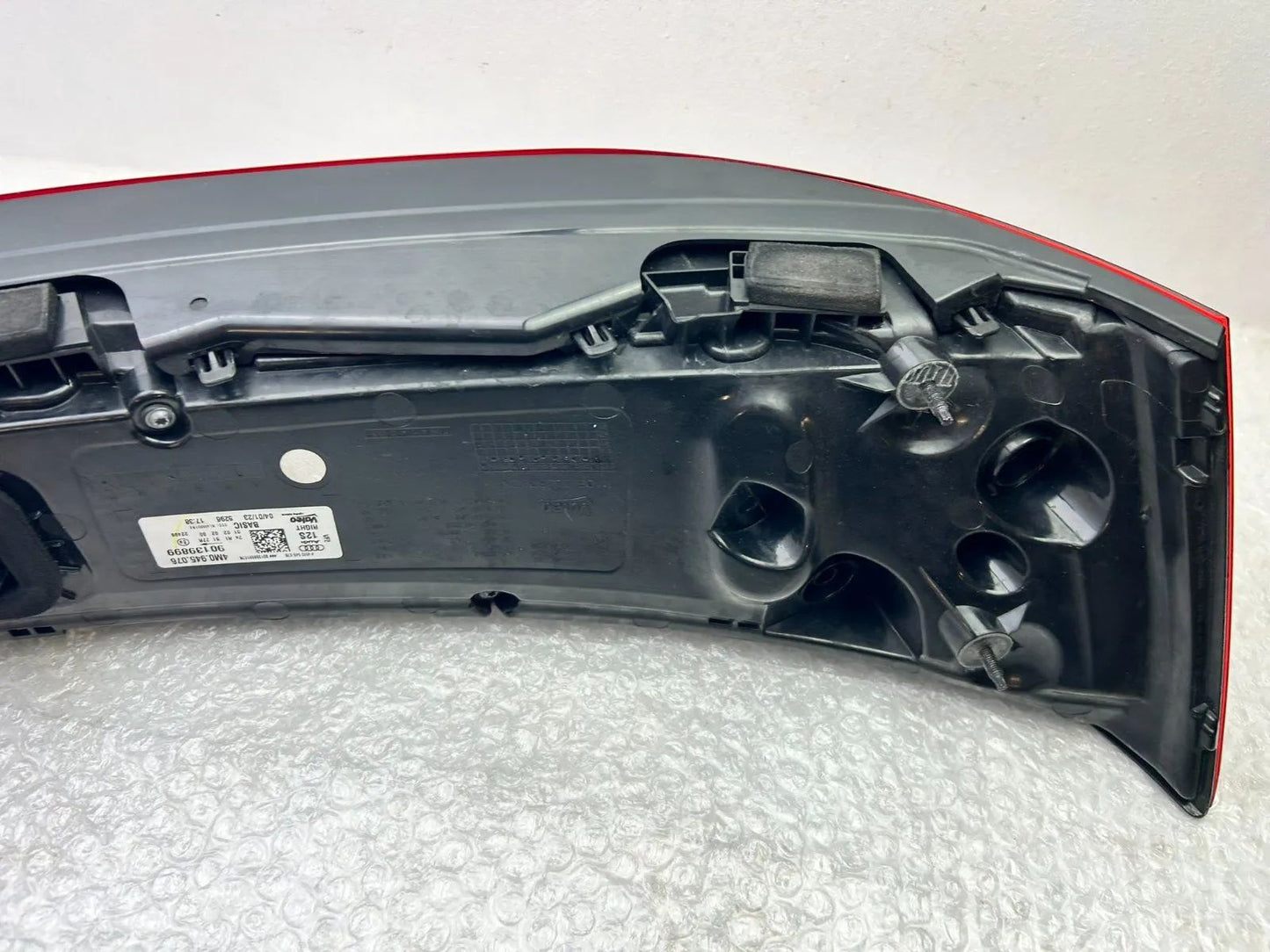 Original Audi Q7 4M LED Rückleuchte Rücklicht rechts 4M0945076