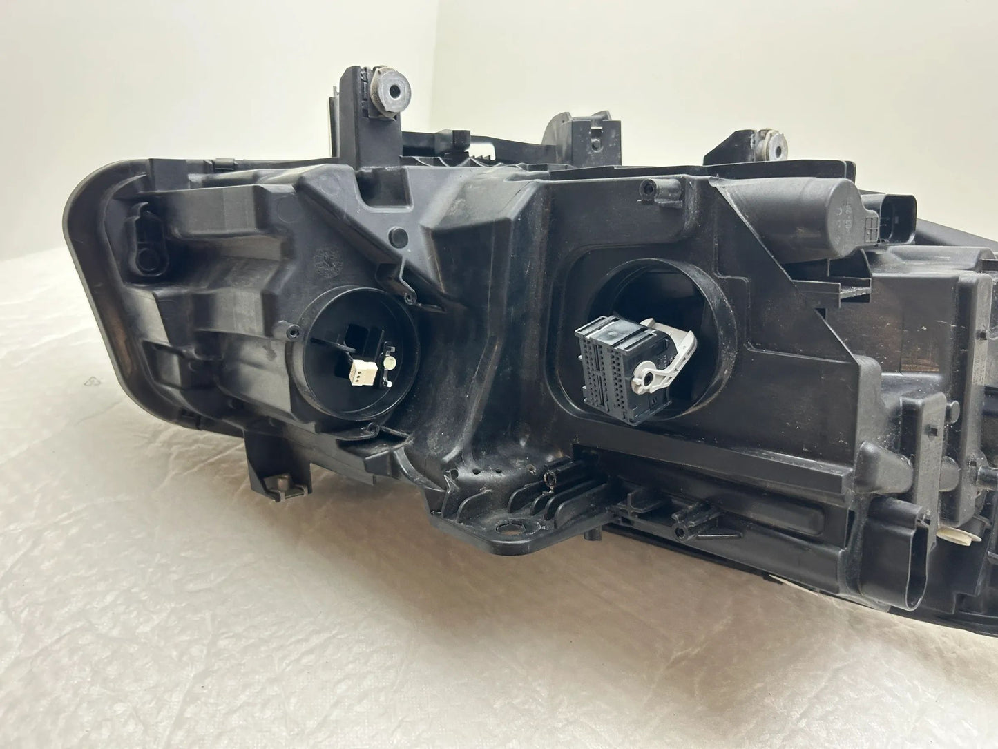 Original BMW 2er F45 F46 LED Scheinwerfer links 8738641