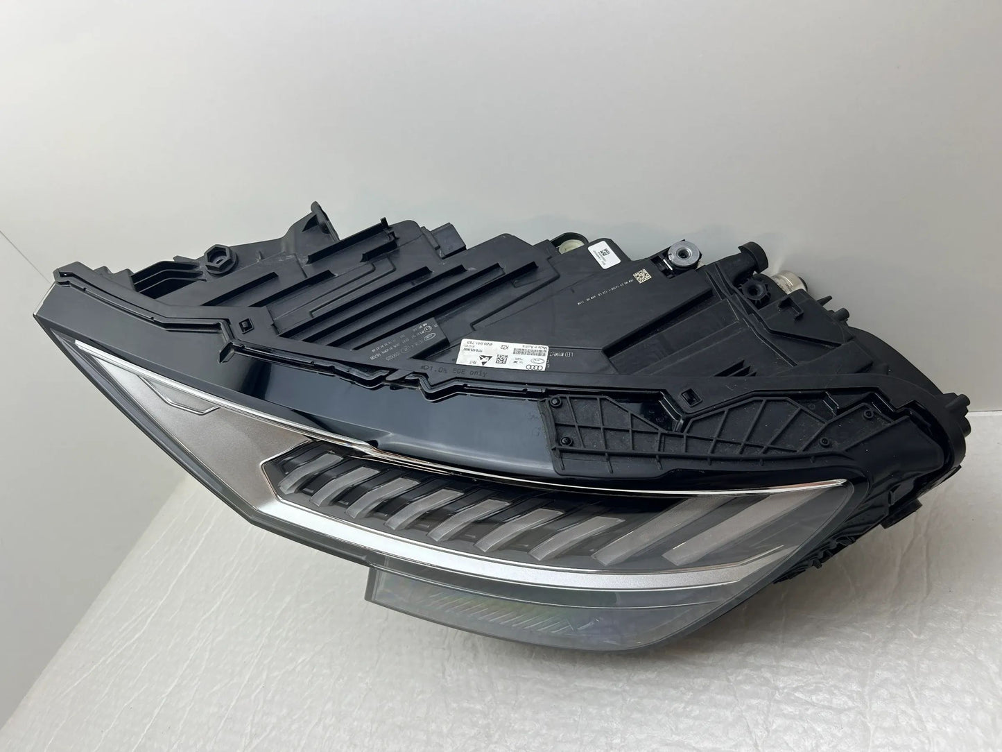 Original Audi Q8 SQ8 LED Matrix Scheinwerfer links 4M8941035