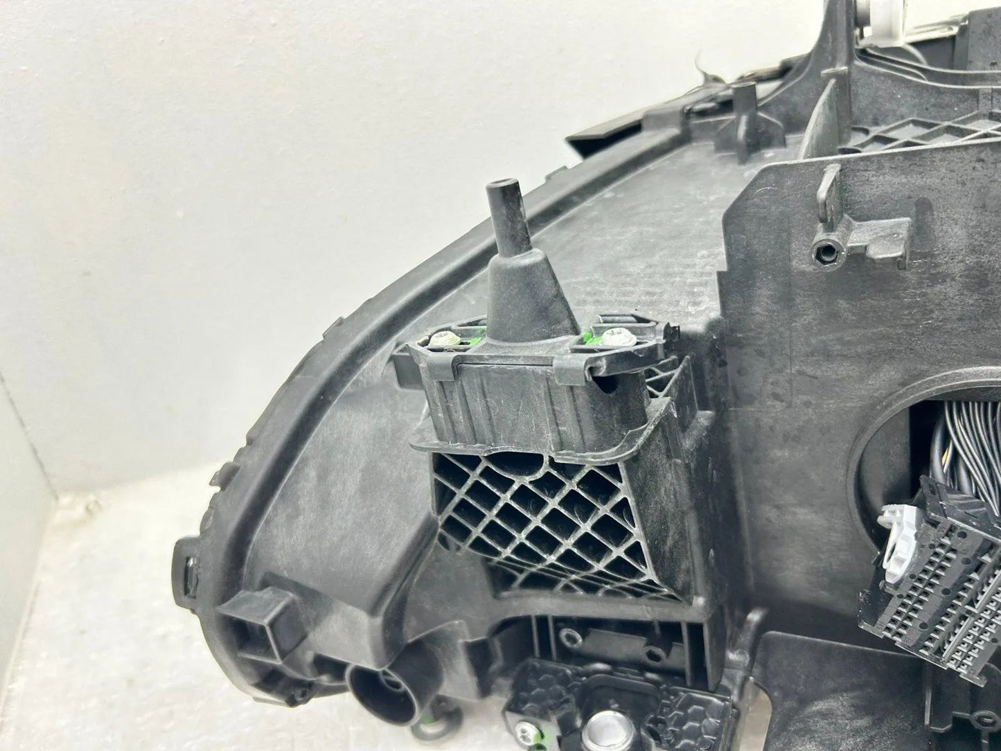 BMW 2er G42 LED Scheinwerfer Frontscheinwerfer links 8083635