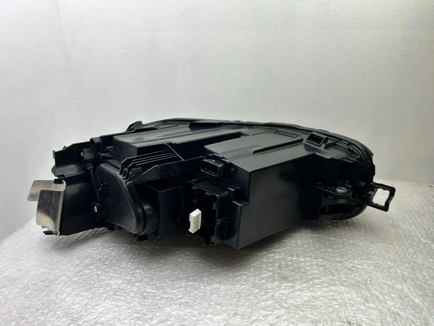 Original VW Passat B9 LED Scheinwerfer rechts 3J1941006