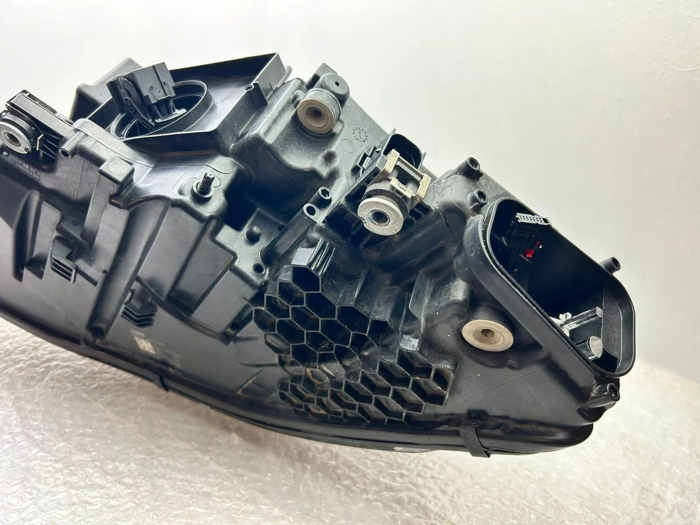 Original Audi e-tron LED Scheinwerfer links 4KE941039D