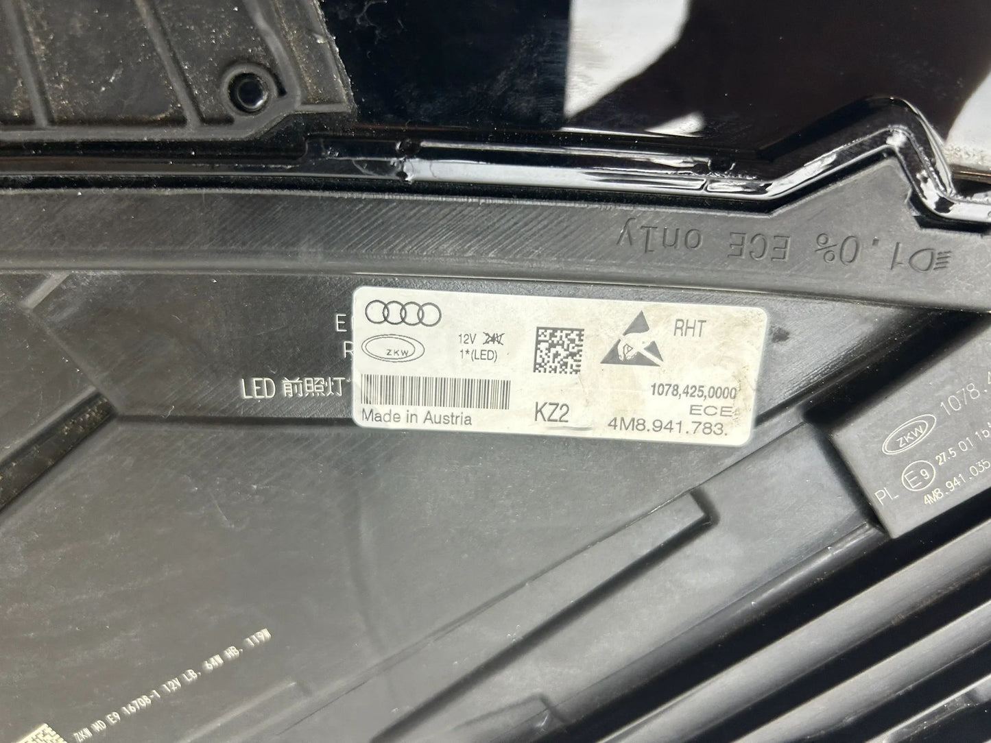 Original Audi Q8 SQ8 LED Matrix Scheinwerfer links 4M8941035