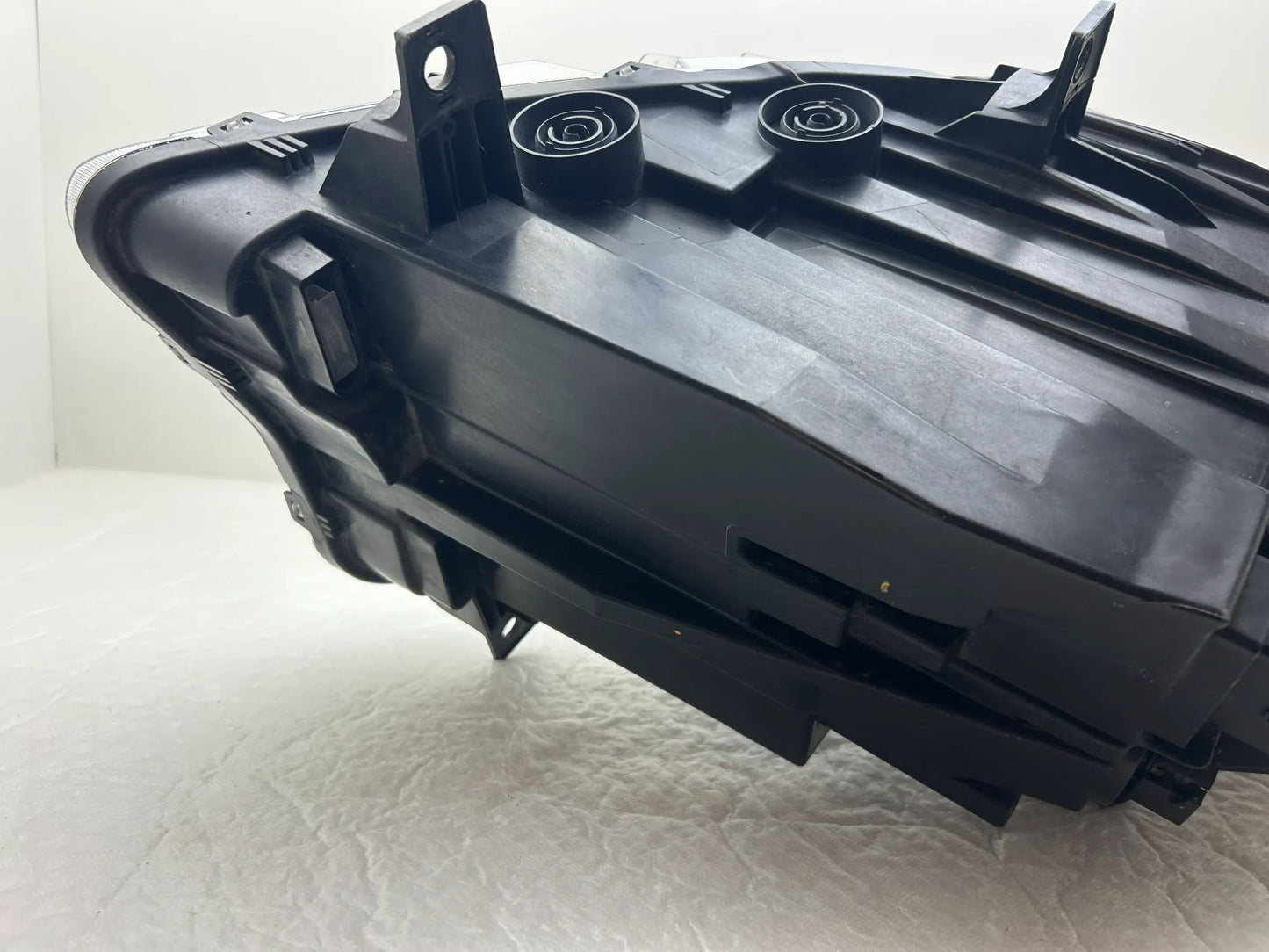 Mercedes W910 Sprinter LED Scheinwerfer links A9109065000