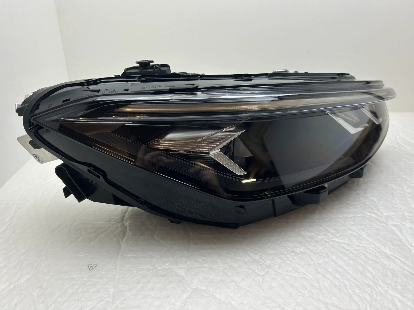 Original VW Passat B9 LED Scheinwerfer rechts 3J1941006