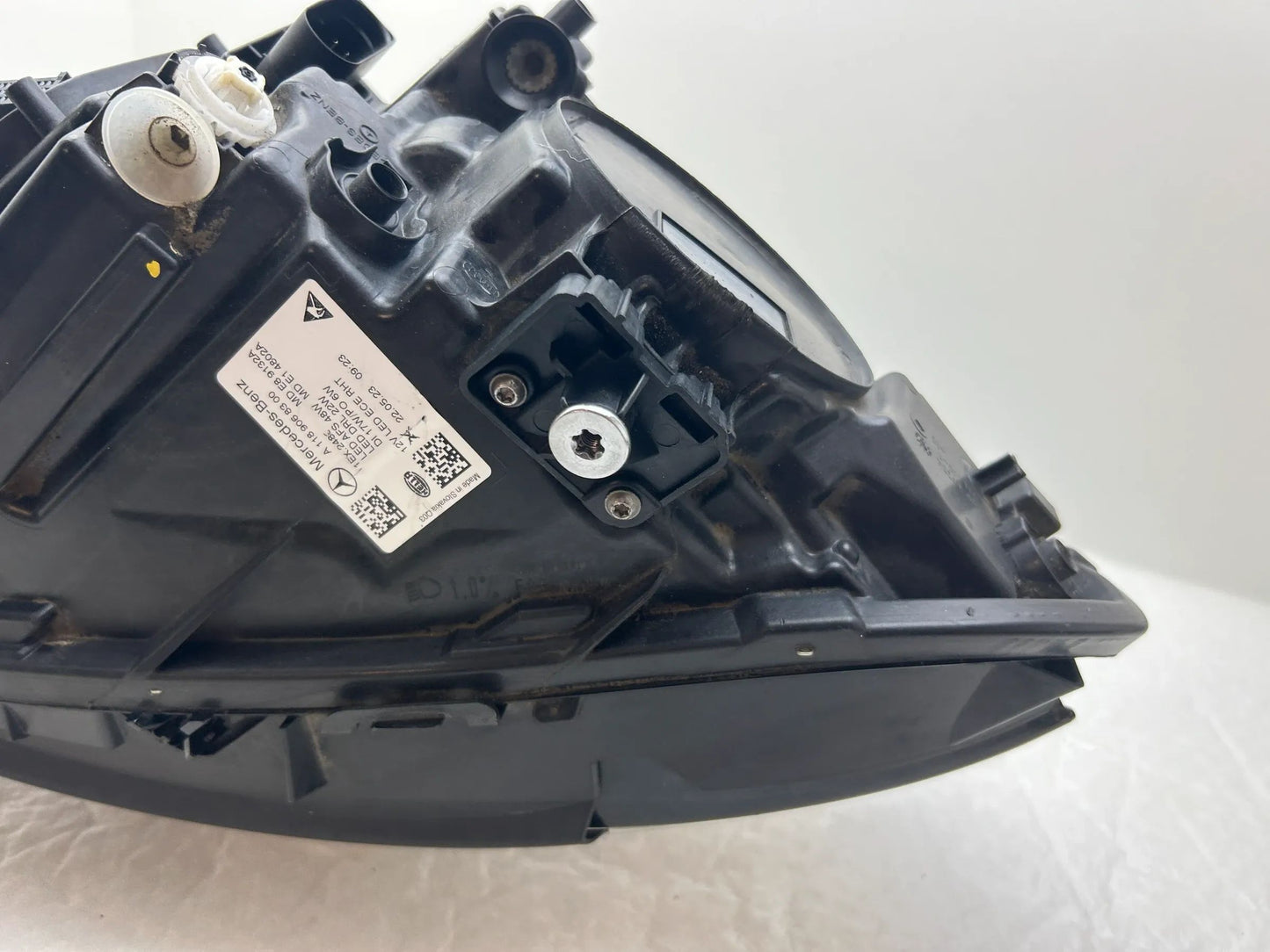 Original Mercedes CLA W118 LED Scheinwerfer links A1189068300