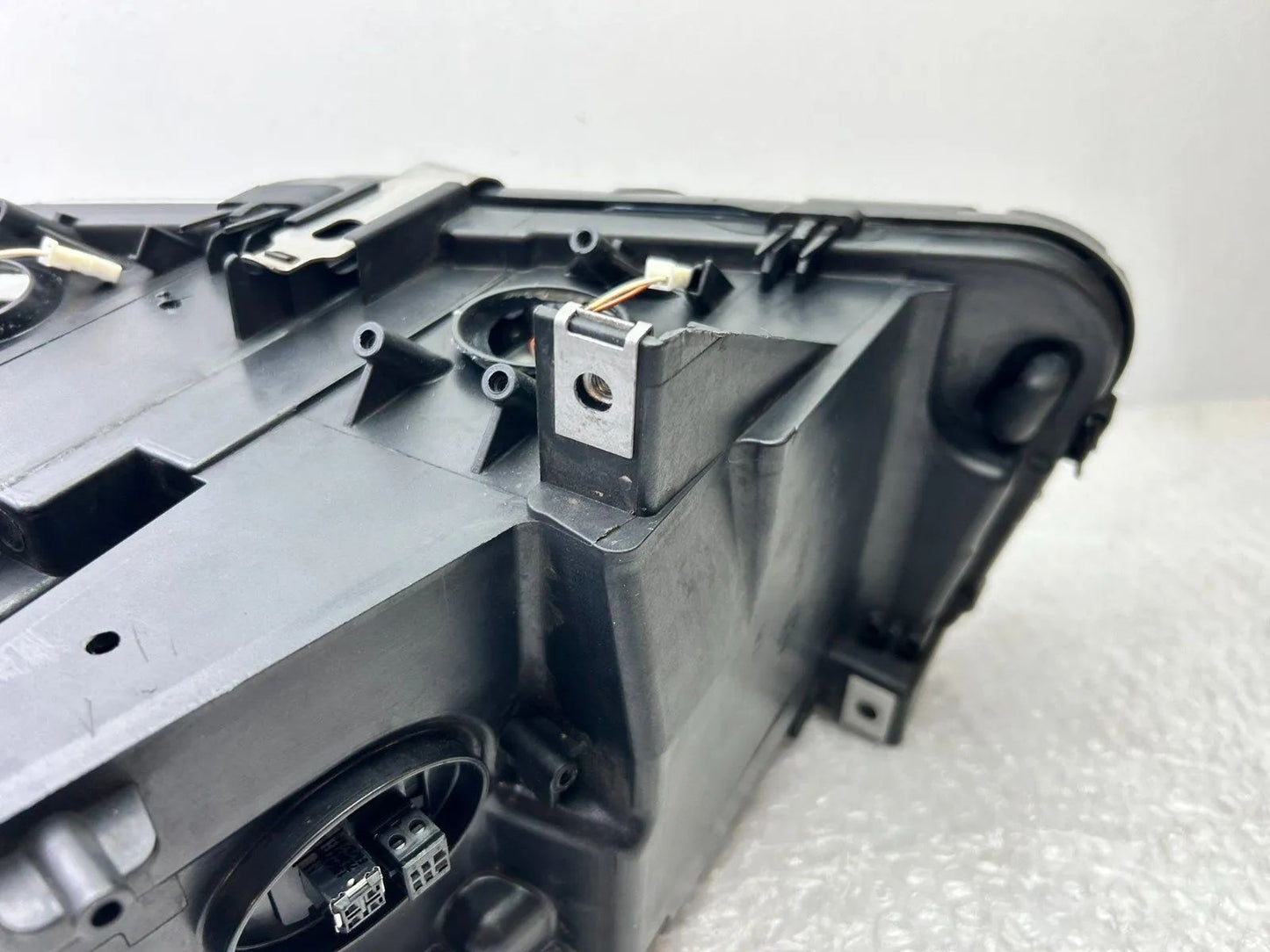 Original BMW 5er F10 F11 Xenon Scheinwerfer rechts 7203246