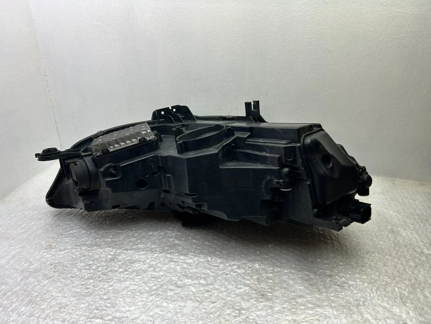 Original Audi A4 8W B9 LED Scheinwerfer links 8W0941033D