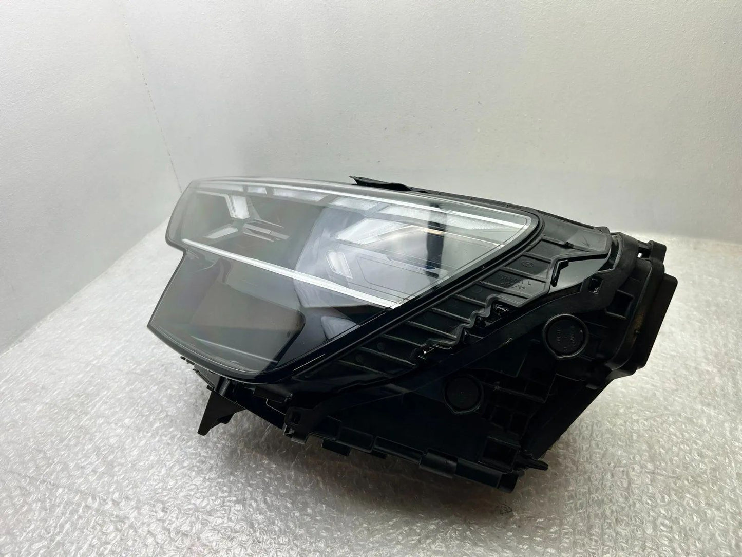 Original Audi Q8 RSQ8 LED Laser Scheinwerfer links 4M8941085