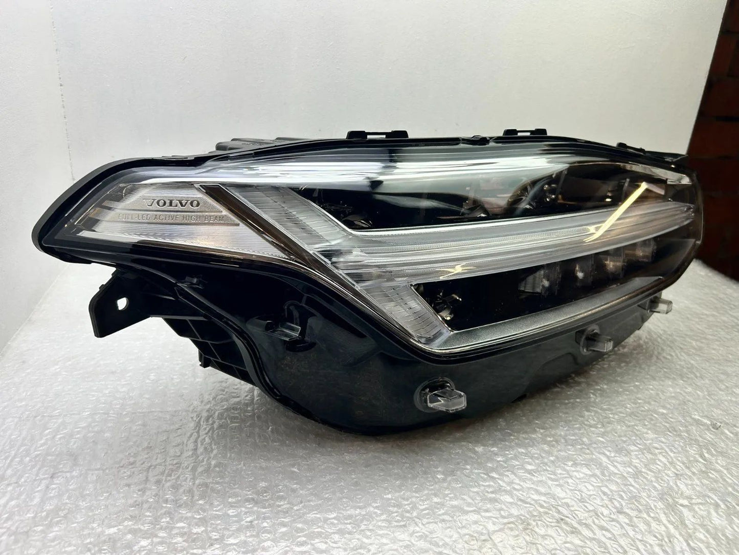 Original Volvo XC90 II LED Scheinwerfer rechts 31655703