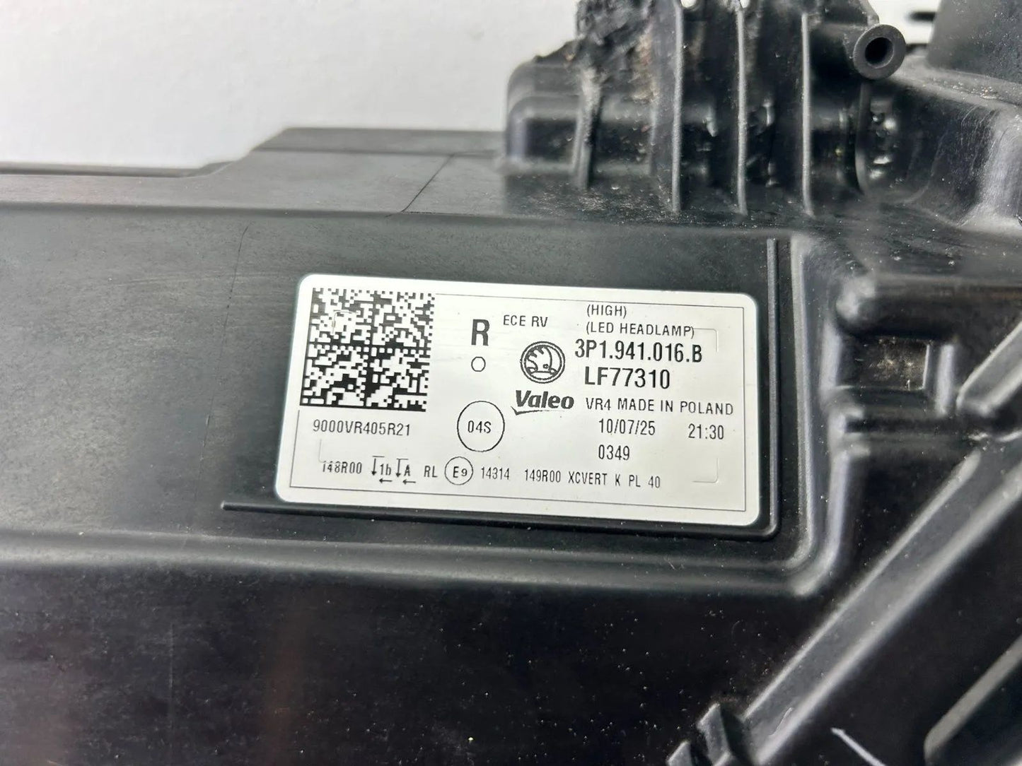 Original Skoda Superb IV 4 LED Scheinwerfer rechts 3P1941016B