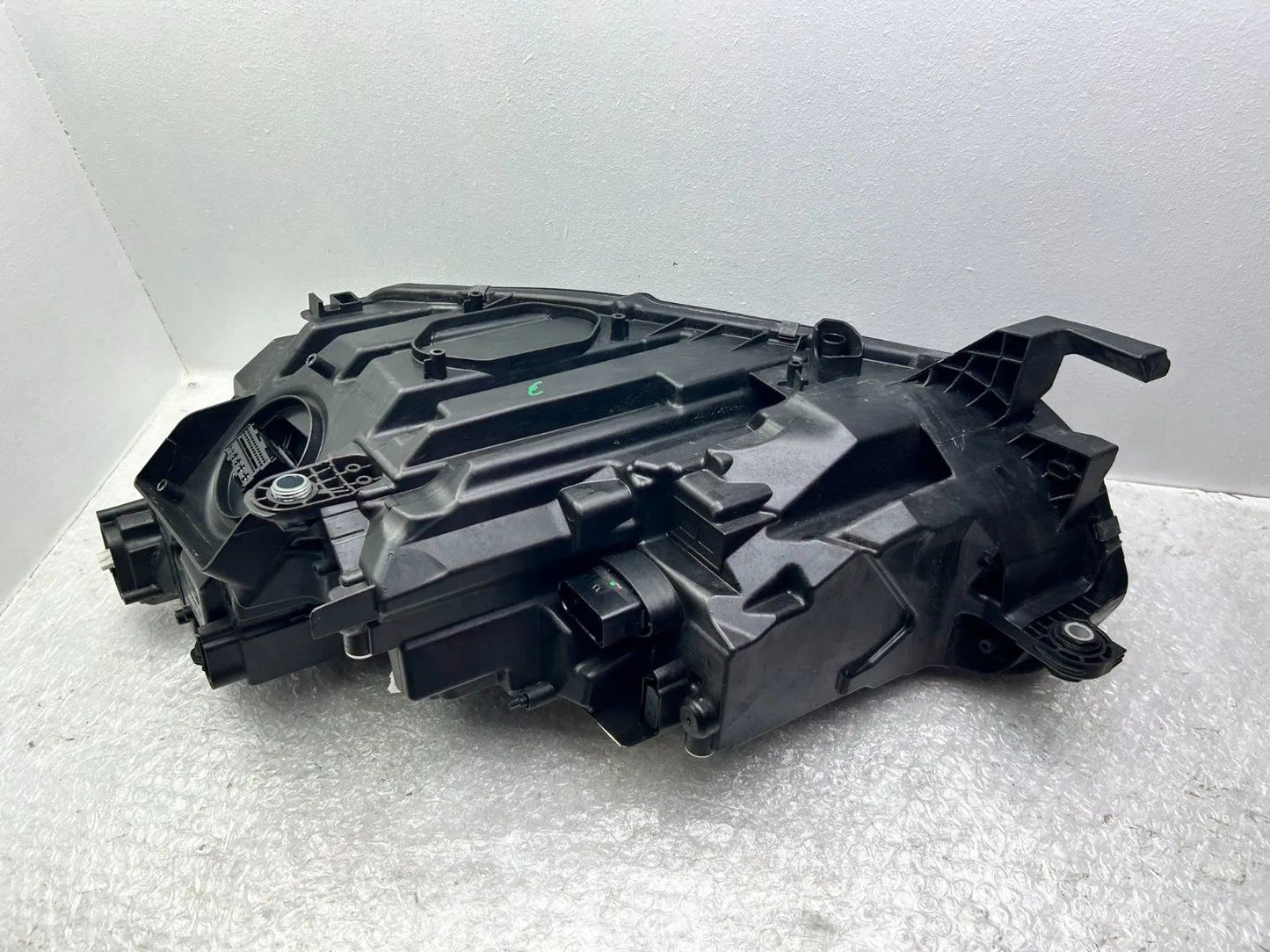 Original Skoda Octavia IV 4 LED Scheinwerfer rechts 5E4941016A