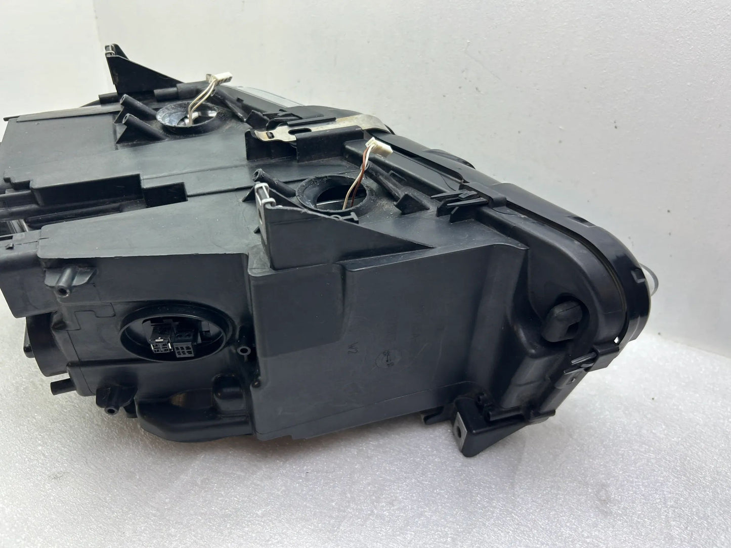 BMW 5er F10 F11 Bi-Xenon Scheinwerfer rechts 7271912 7203246