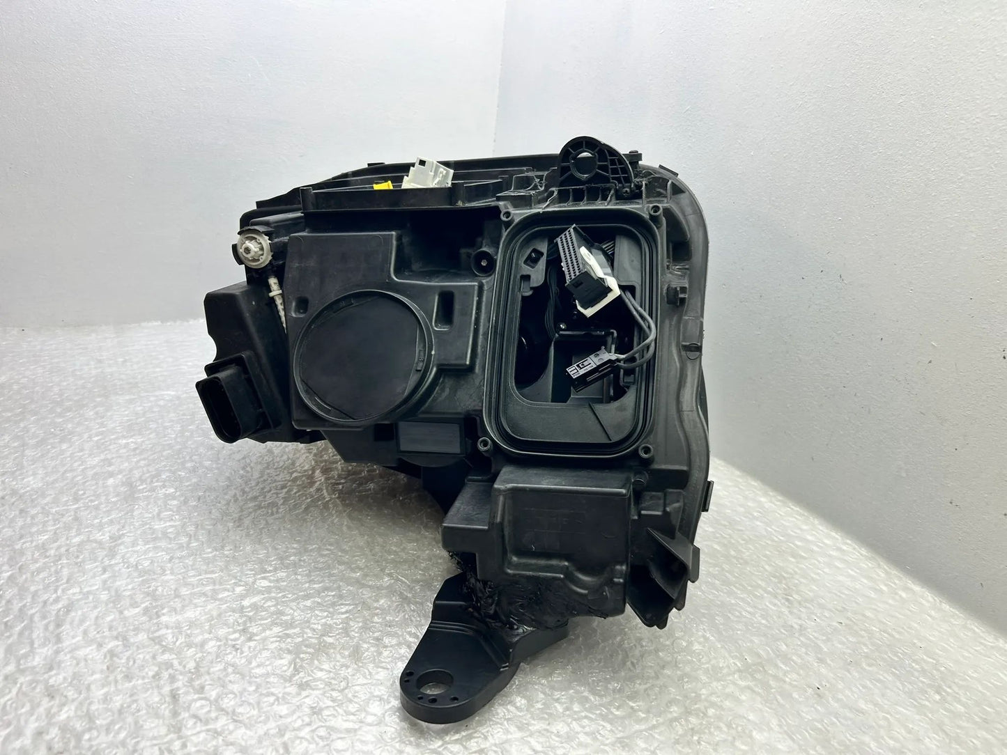 Original Mercedes W213 LED Scheinwerfer links A2139064704