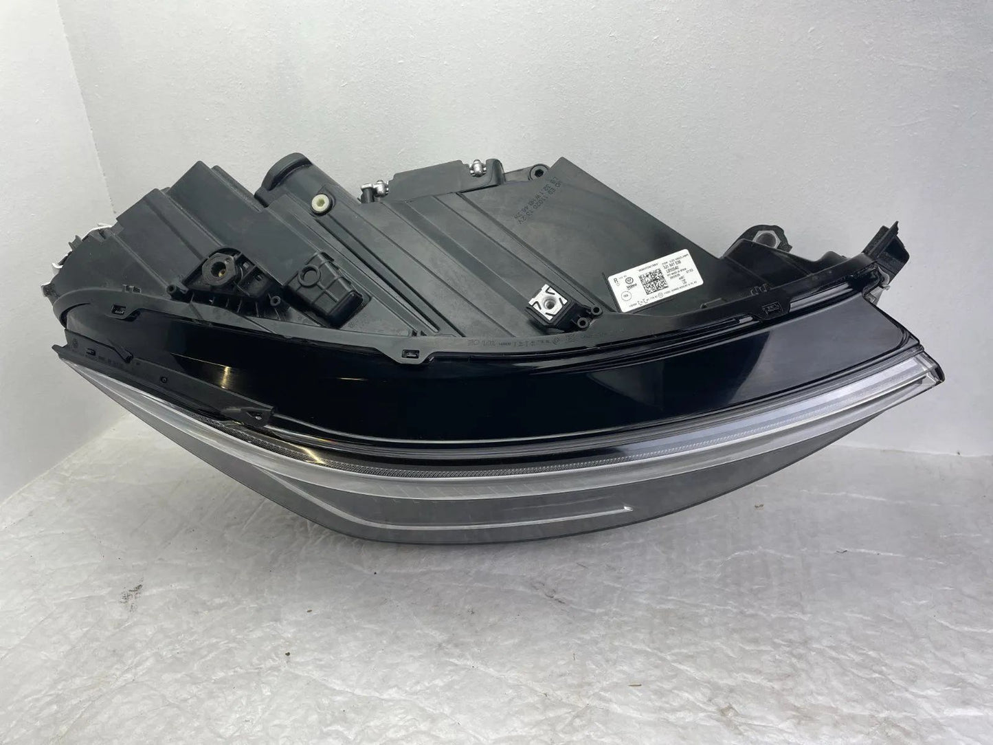 Original VW Passat 3J B9 IQ LED Scheinwerfer rechts 3J1941036