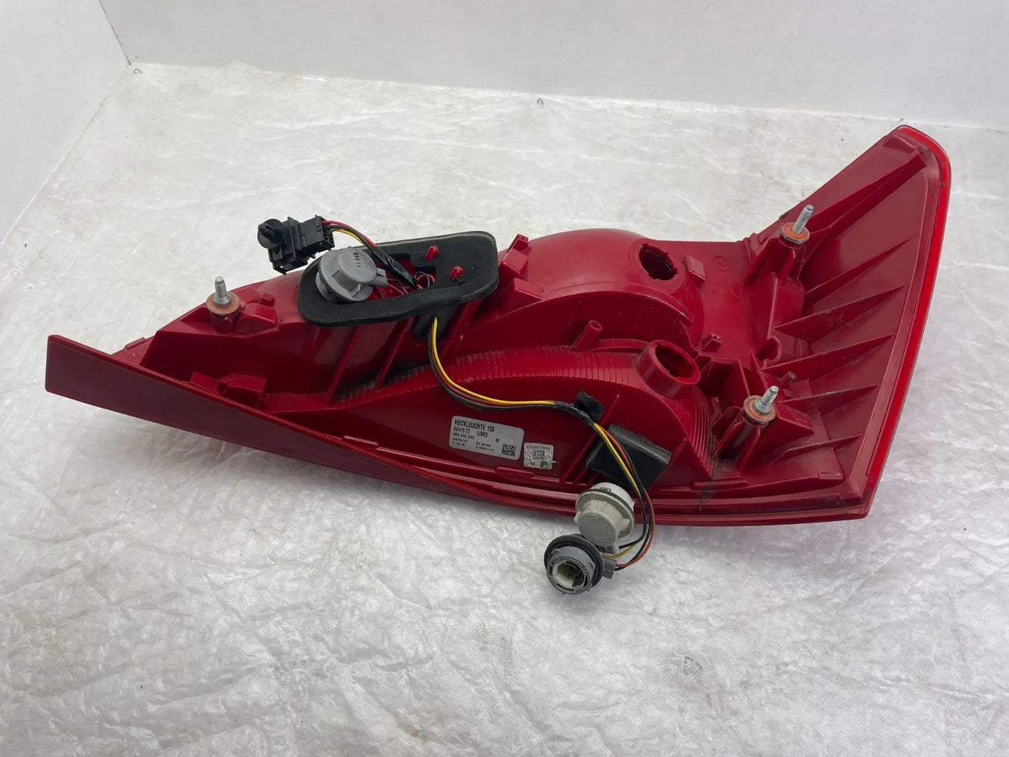 Original Audi Q3 Rückleuchte Heckleuchte links 8R0945093