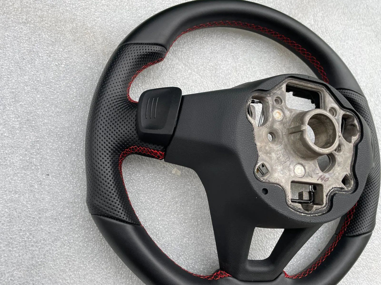 Original VW Golf 8 Multifunktionslenkrad rot Leder 5H0959542C