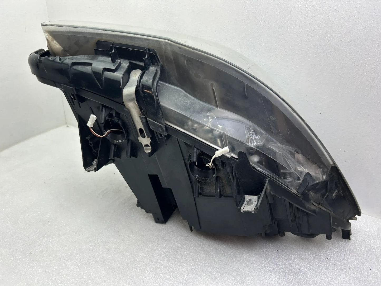 BMW 5er F10 F11 Xenon Scheinwerfer links 7271911 7203245