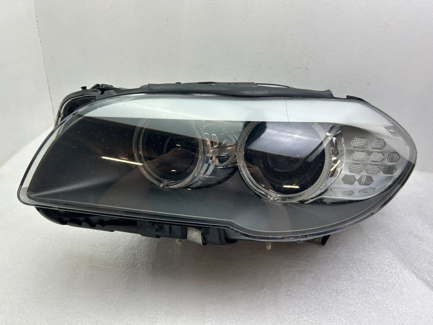 BMW 5er F10 F11 Xenon Scheinwerfer links 7271911 7203245