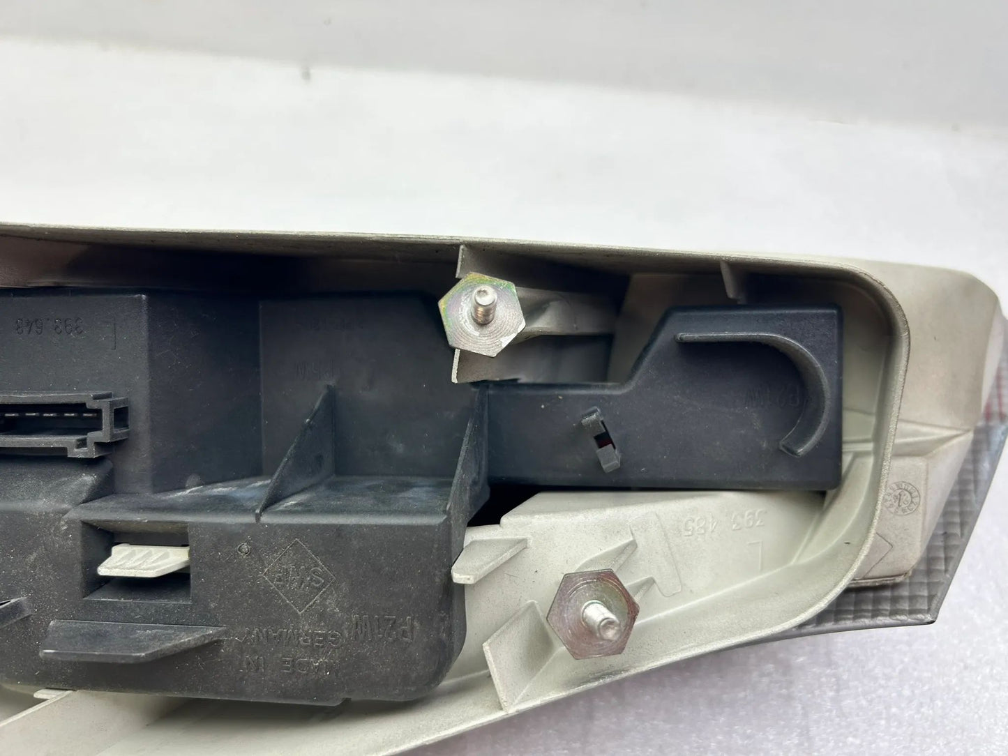 Porsche Boxster 986 Rückleuchte  links schwarz 98663140303