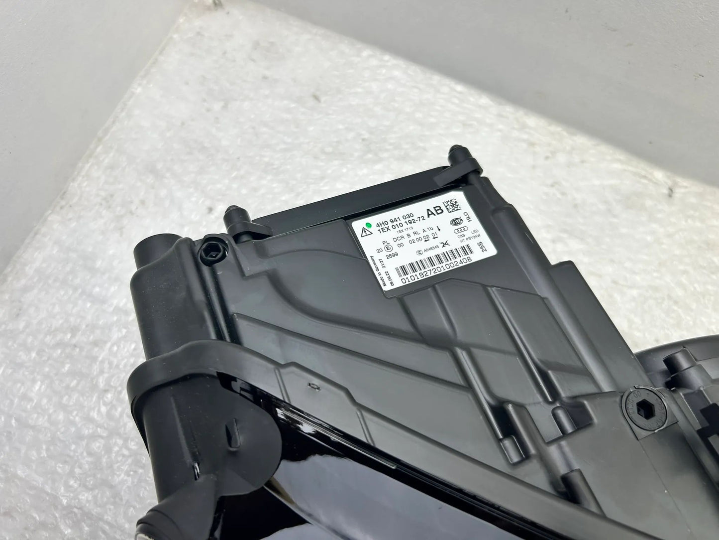 NEU Original Audi A8 4H Xenon Scheinwerfer rechts 4H0941030AB