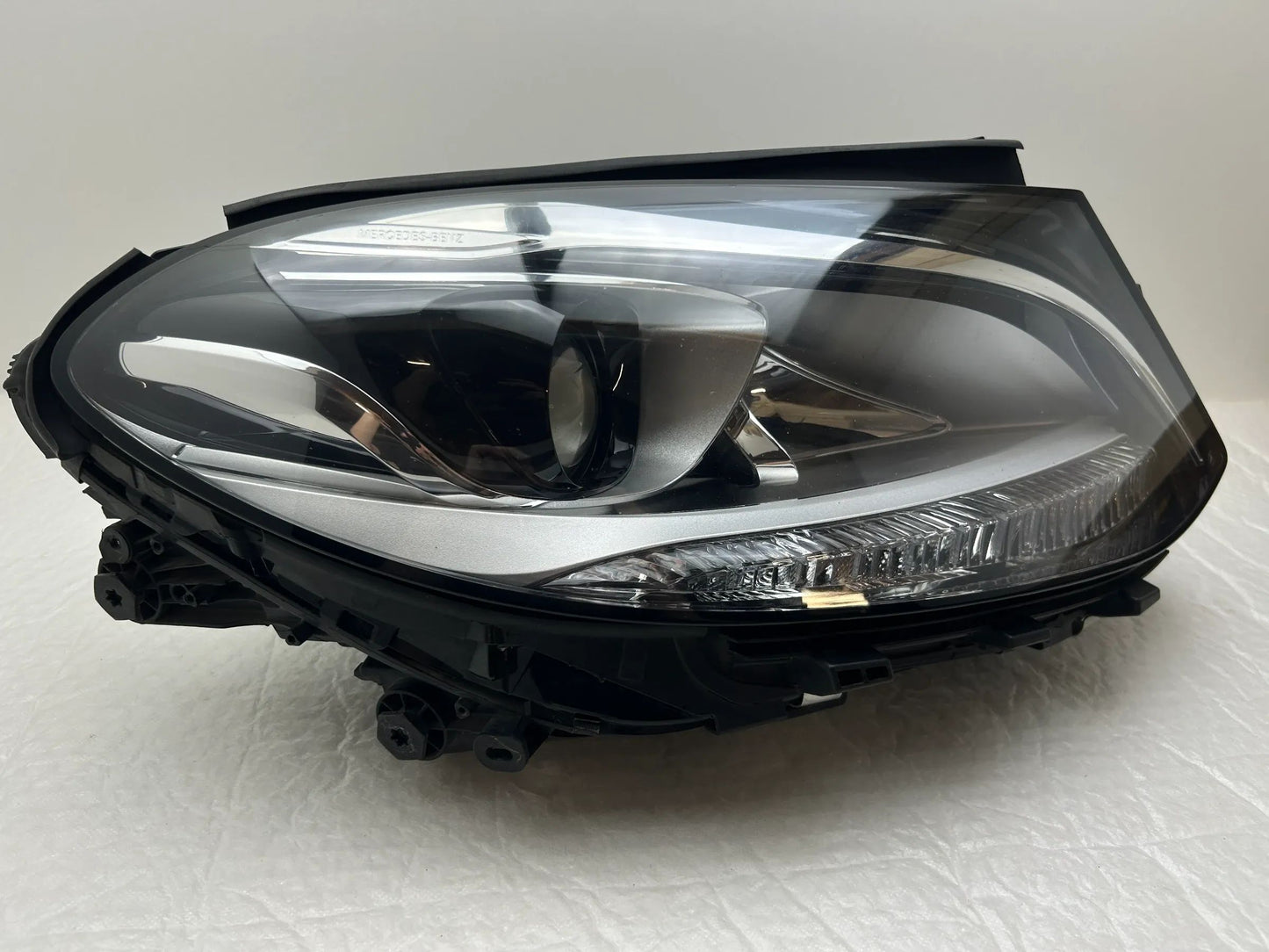 Mercedes GLE W166 Scheinwerfer links A1668201559 A1668201459