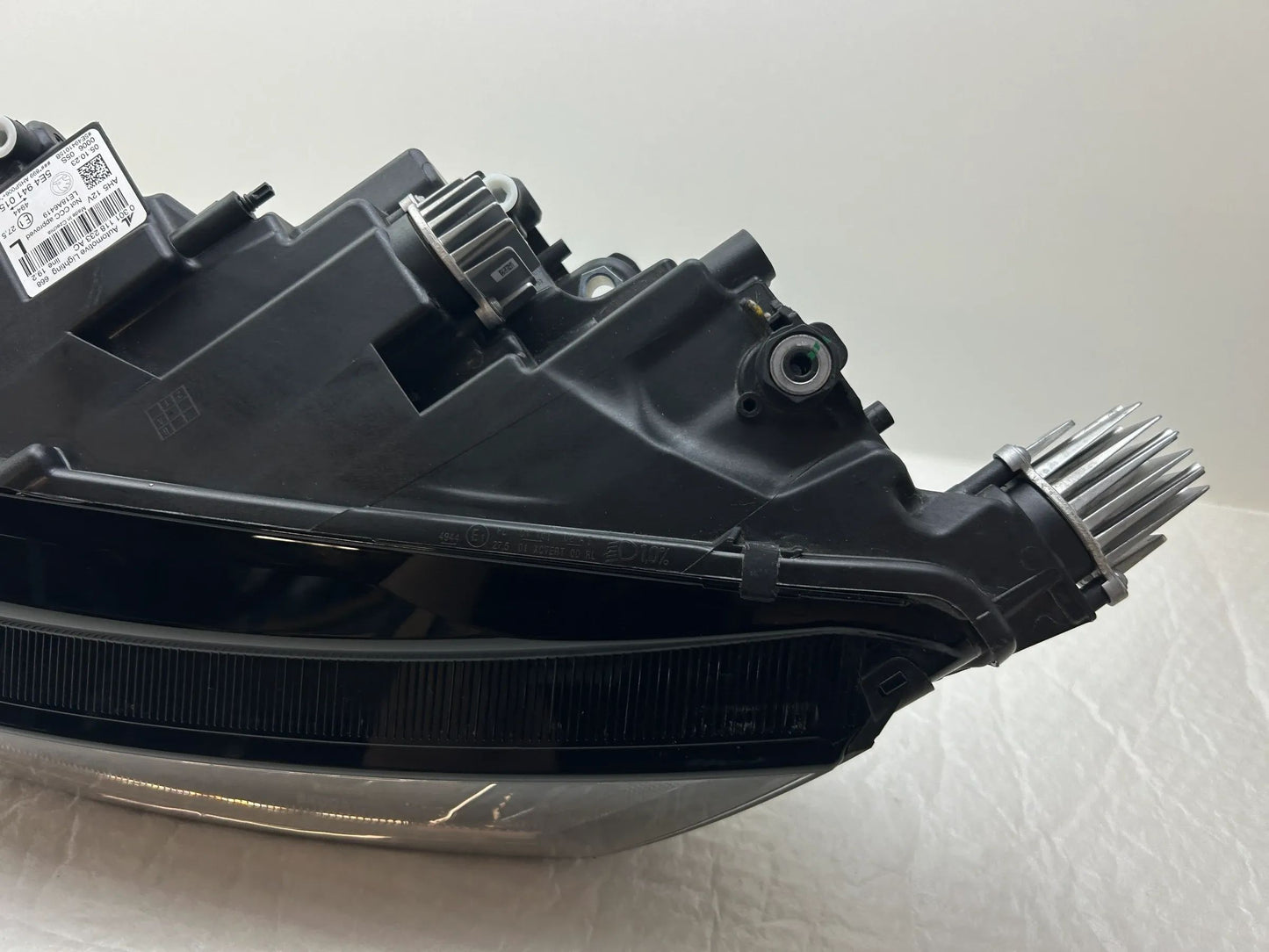 Original Skoda Octavia IV LED Scheinwerfer links 5E4941015B
