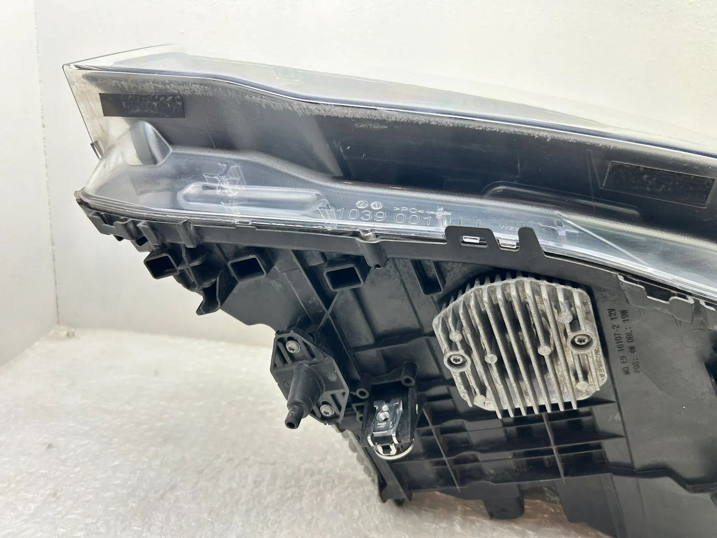 Original BMW 5er G30 G31 LED Scheinwerfer links 7439199
