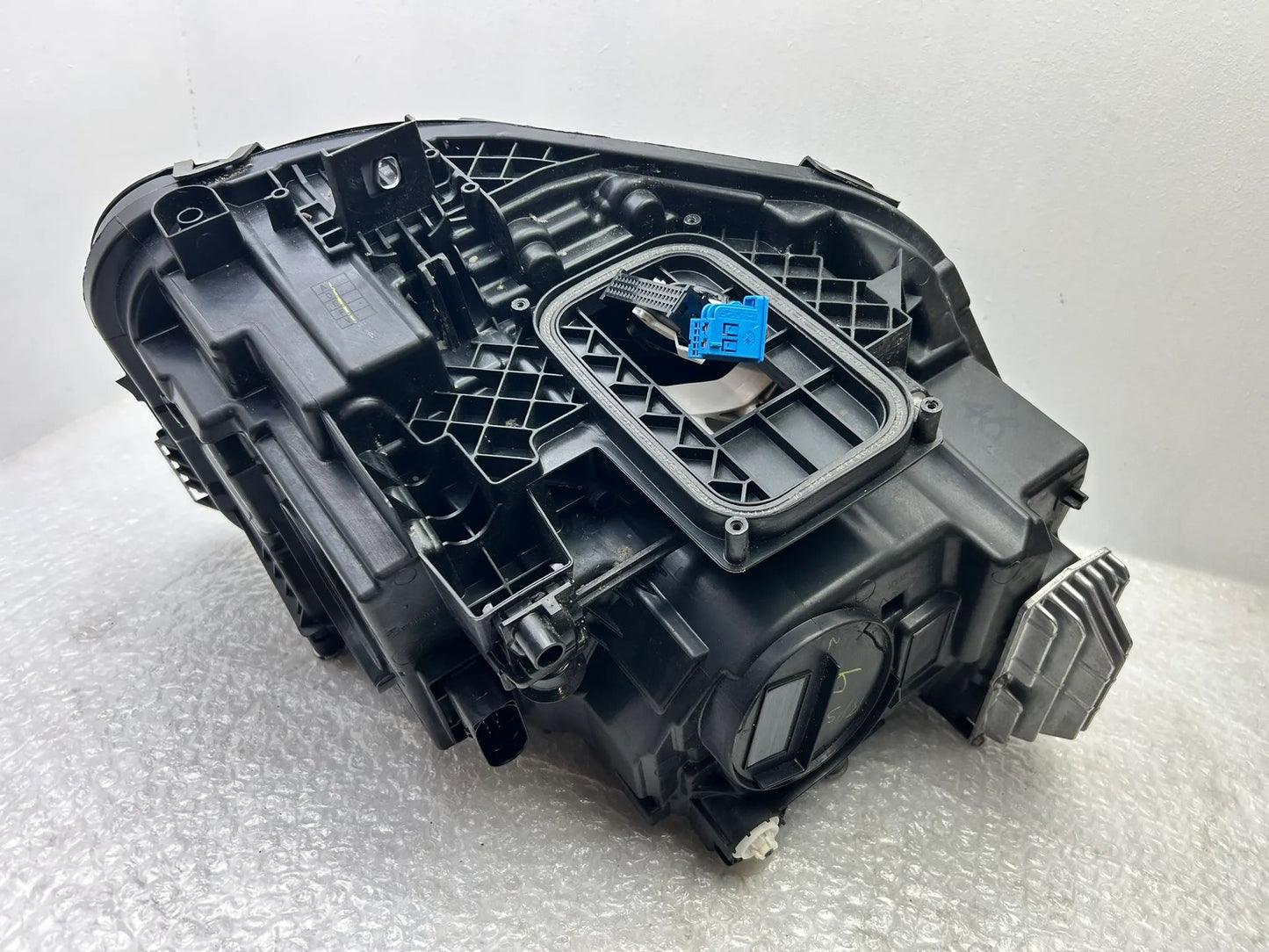 Original Mercedes GLB W247 LED Scheinwerfer links A2479060106