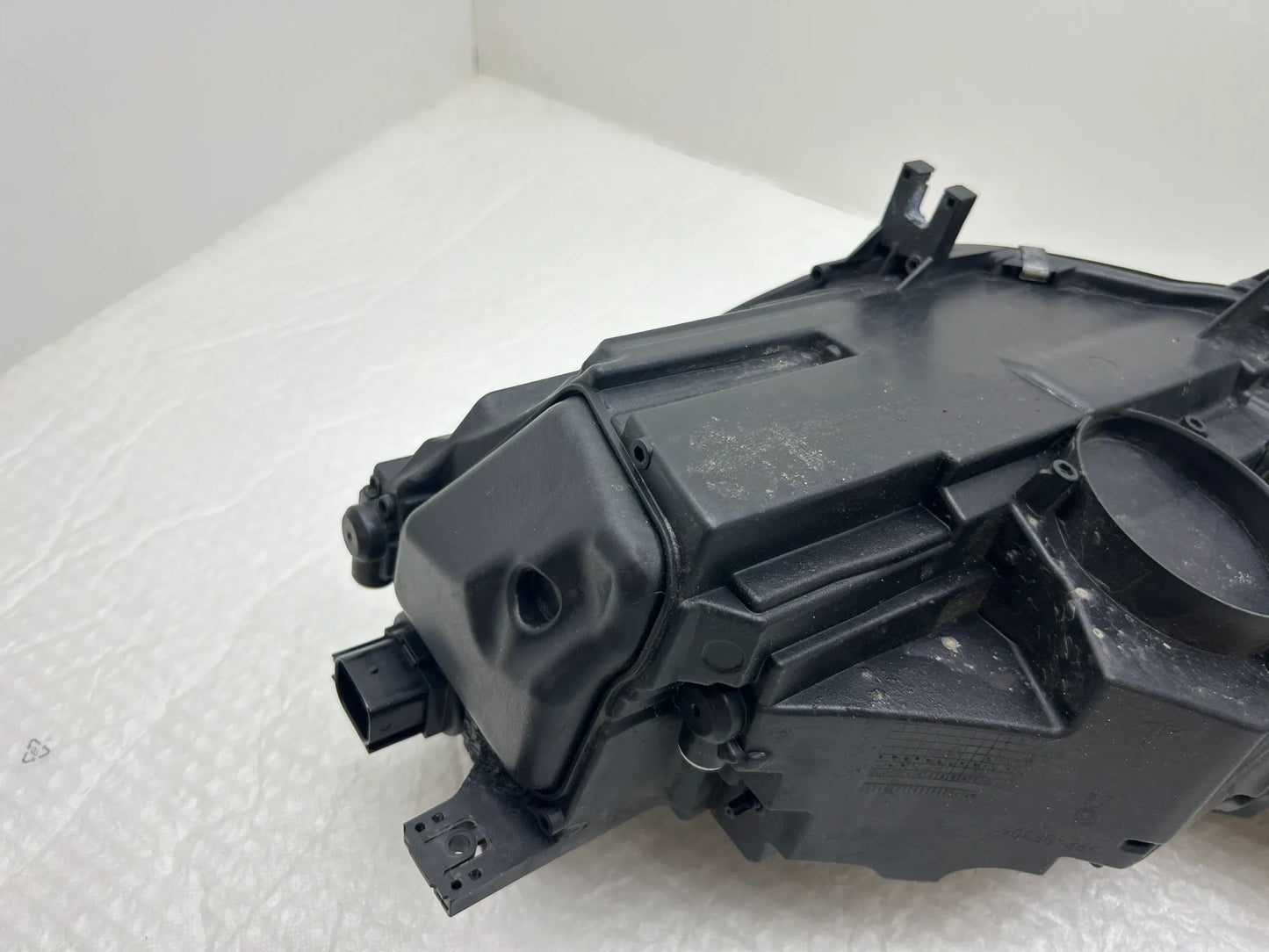Original Audi A4 B9 8W LED Scheinwerfer rechts 8W0941034D