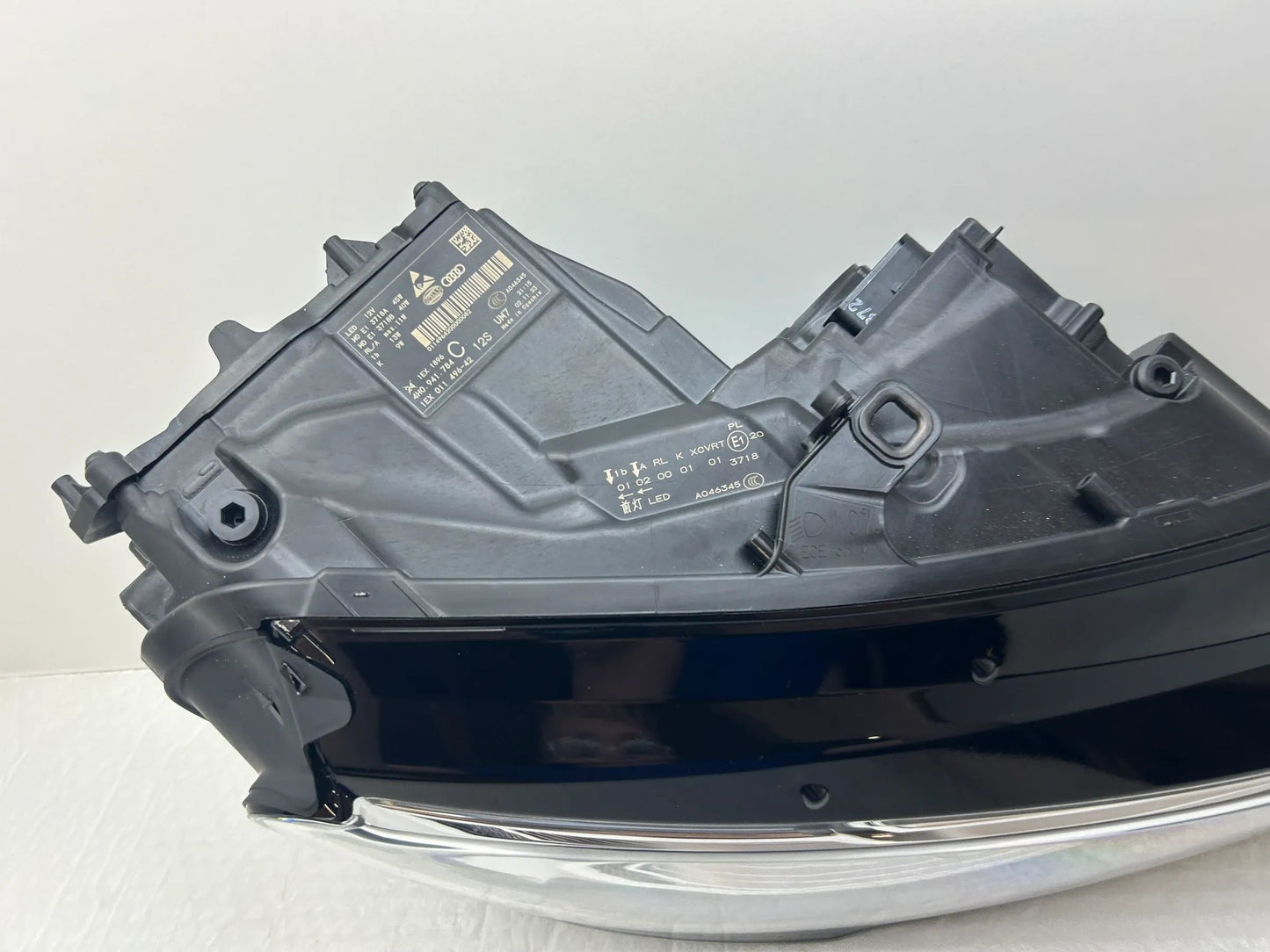NEU Original Audi A8 4H LED Matrix Scheinwerfer rechts 4H0941784