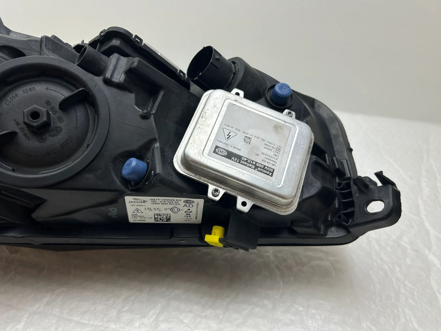 Original Jaguar XE Xenon Scheinwerfer rechts GX73-13W029-EG