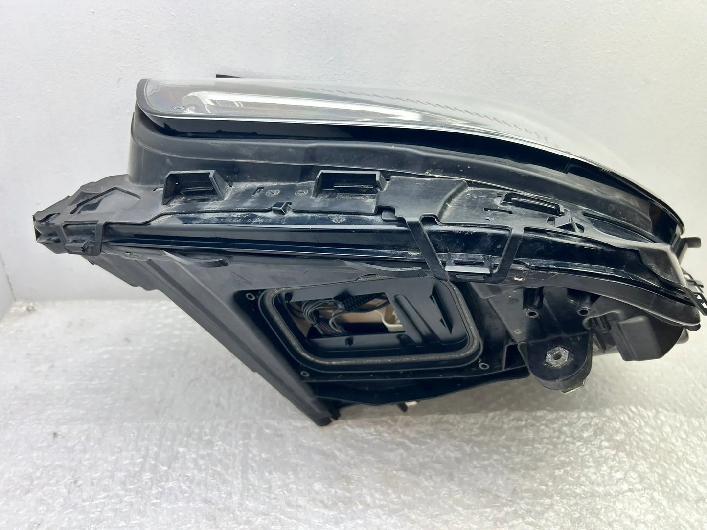 Original Mercedes W213 LED Scheinwerfer links A2139069109