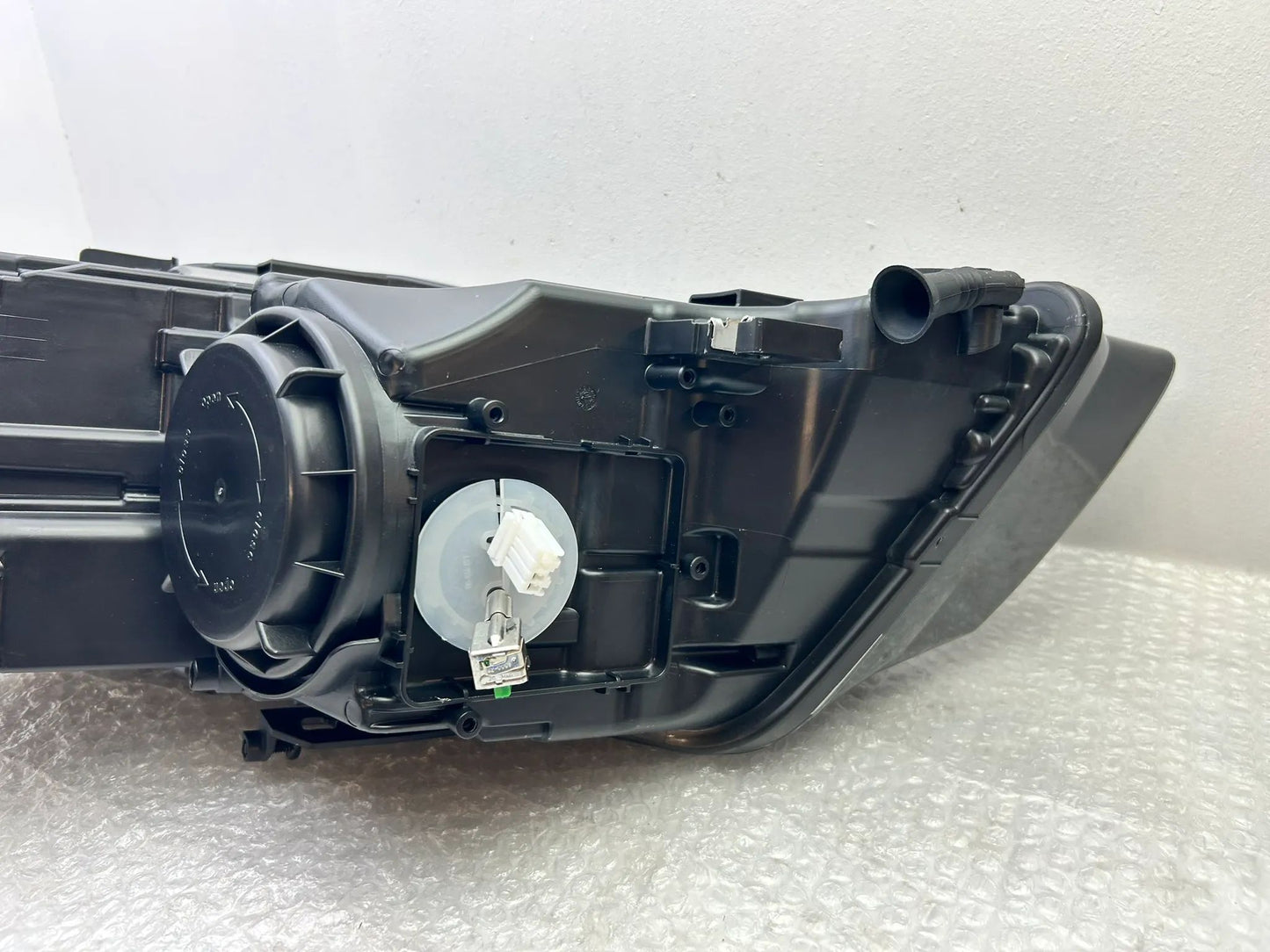 NEU Original Audi A8 4H Xenon Scheinwerfer rechts 4H0941030M