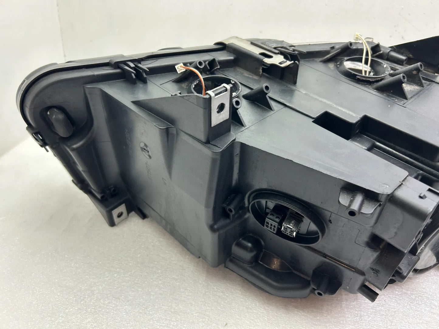 BMW 5er F10 F11 Xenon Scheinwerfer links 7271911 7203245