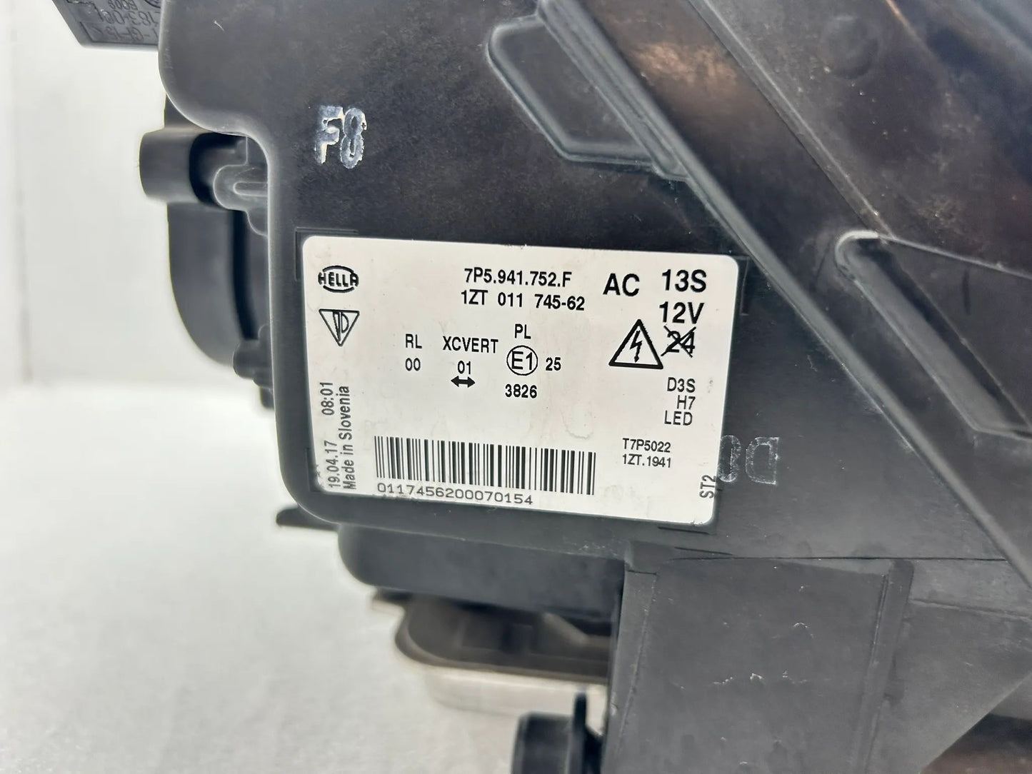 Original Porsche Cayenne Xenon Scheinwerfer rechts 7P5941752F