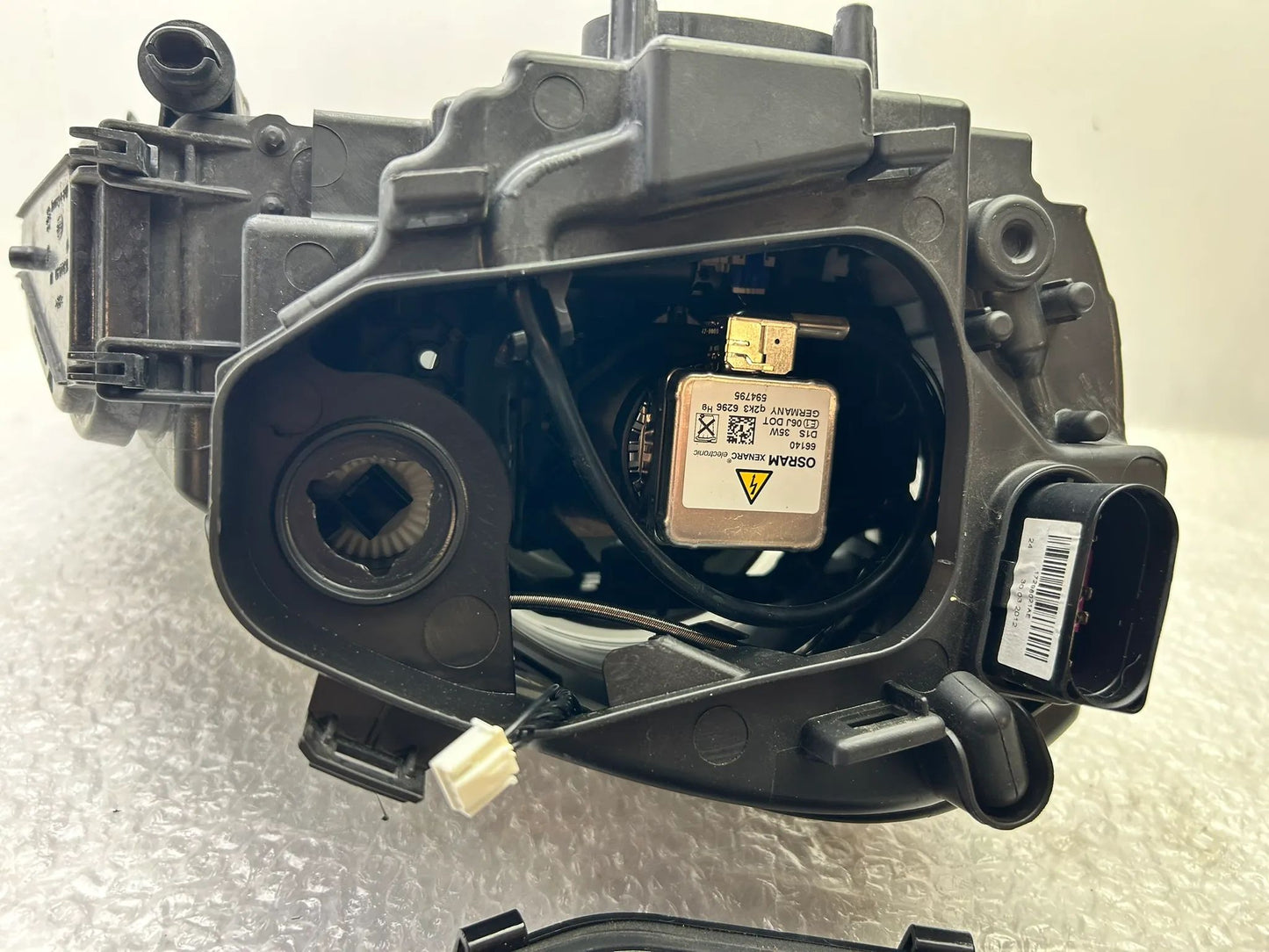 Original Porsche Cayenne II 7P Xenon Scheinwerfer links 7P5941031